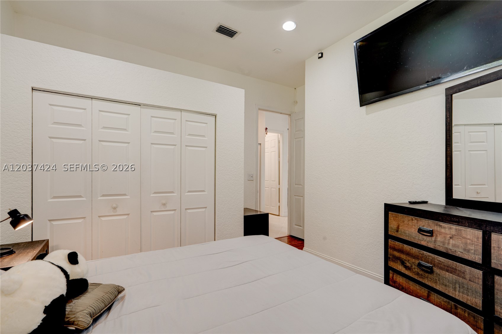 KENSINGTON - Residential