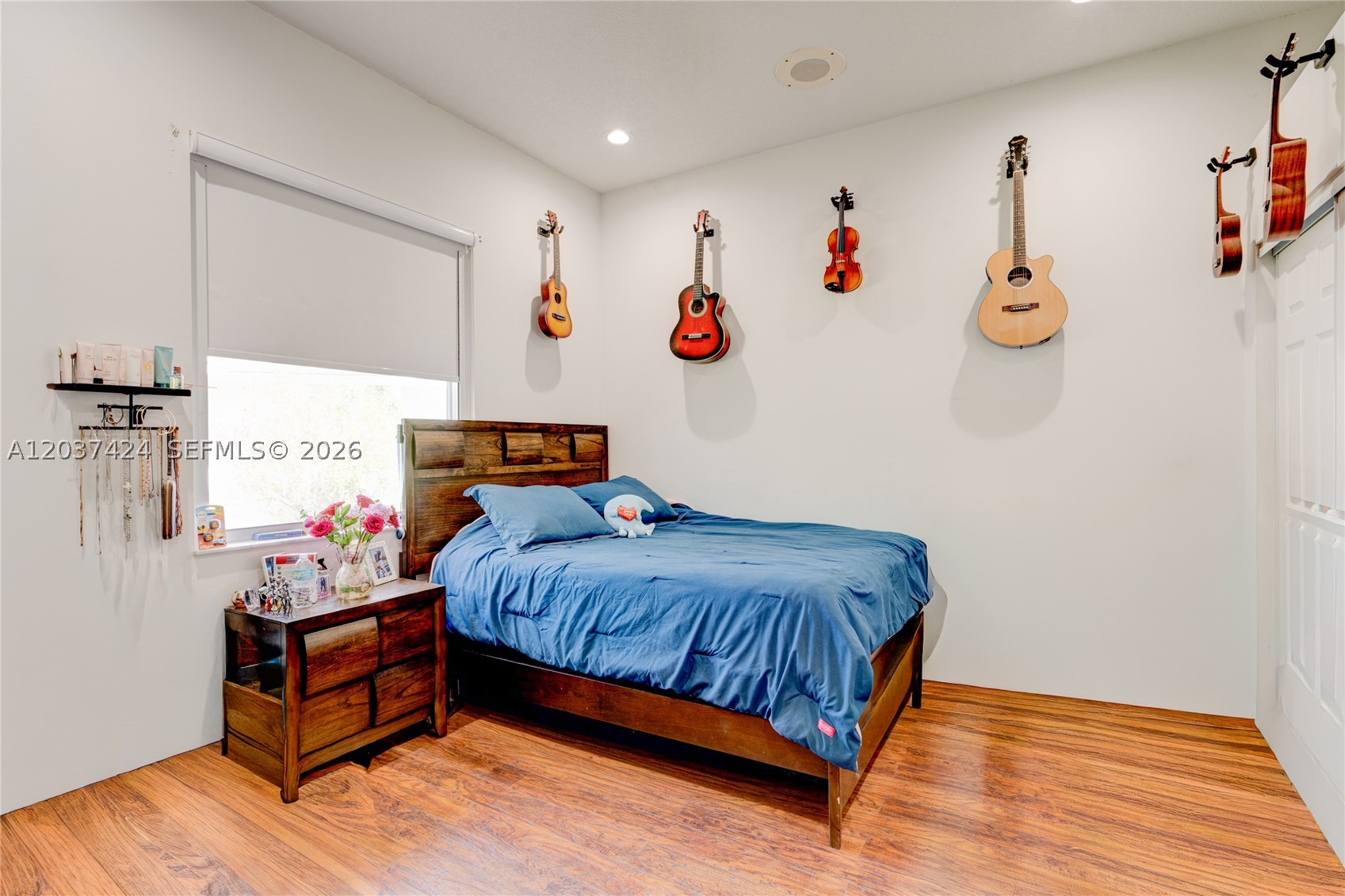 KENSINGTON - Residential