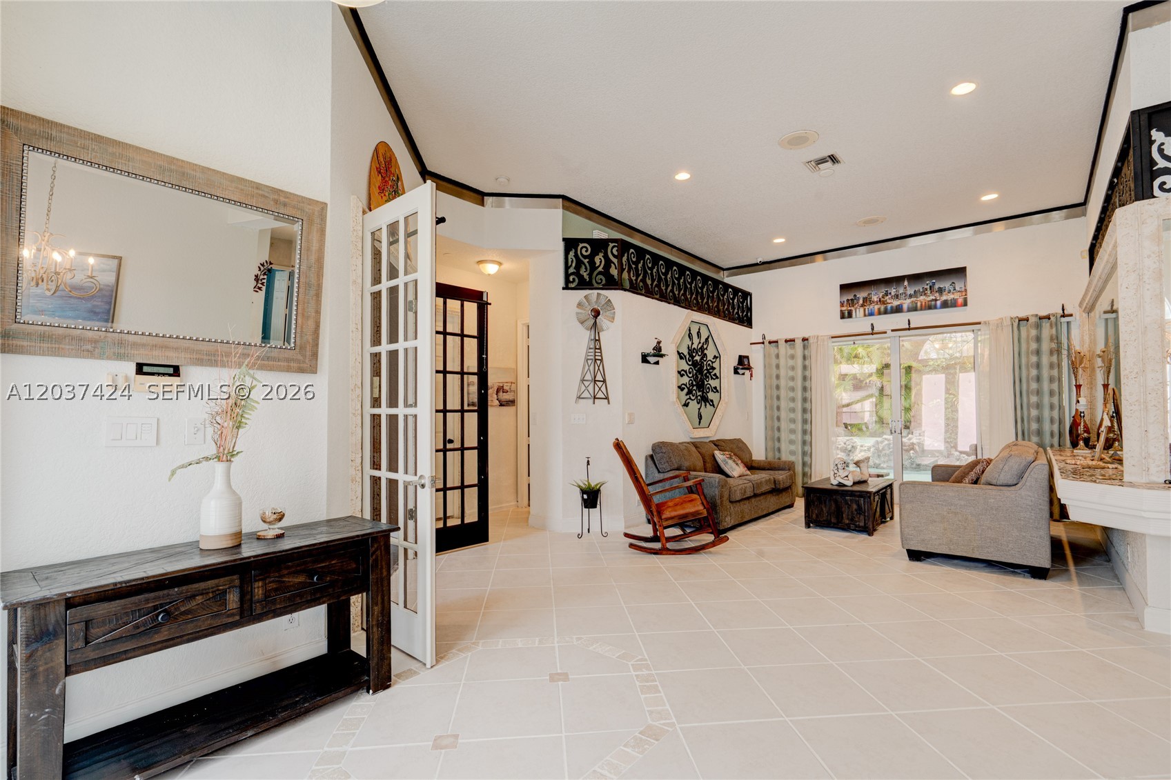 KENSINGTON - Residential