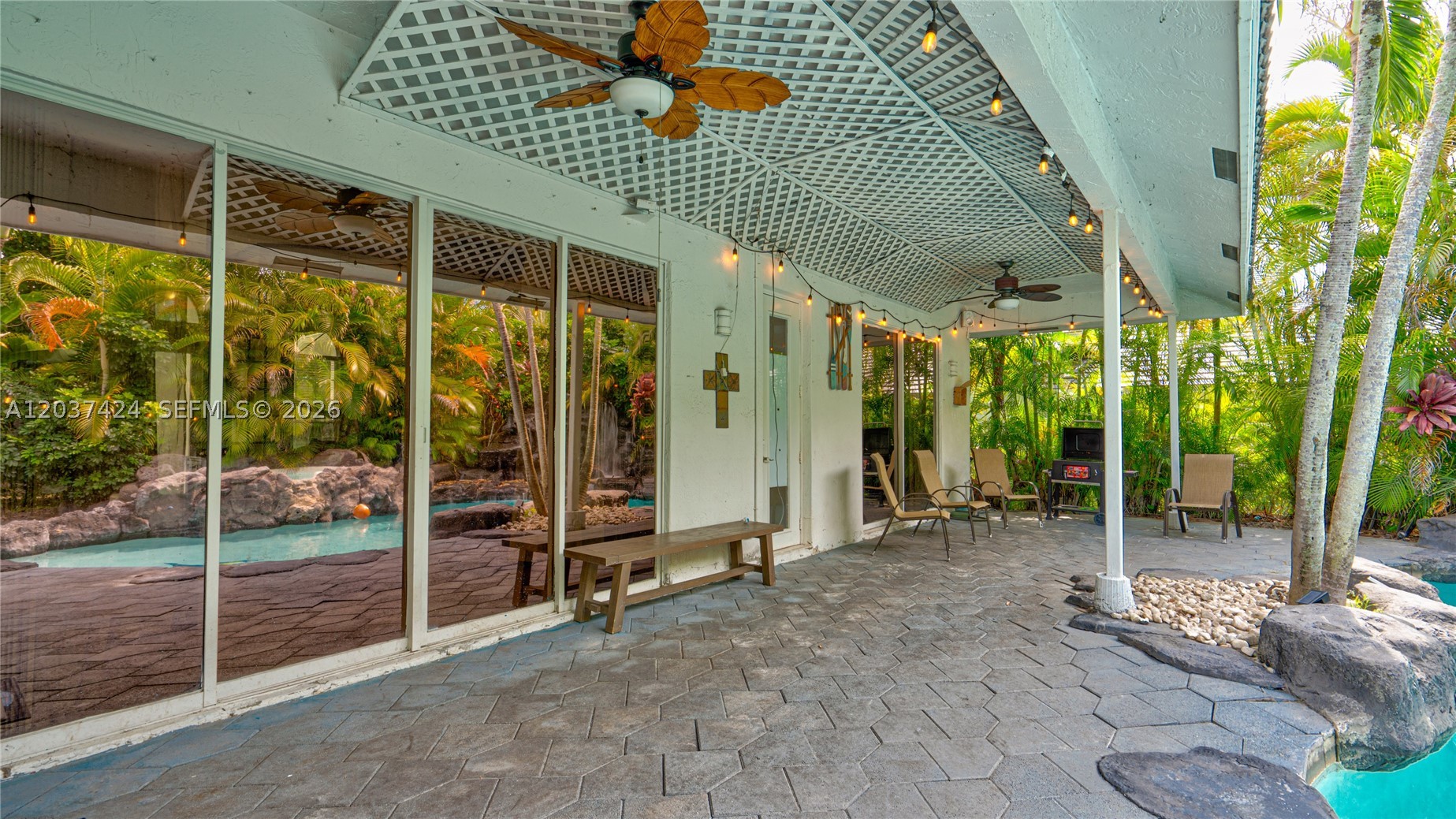 KENSINGTON - Residential