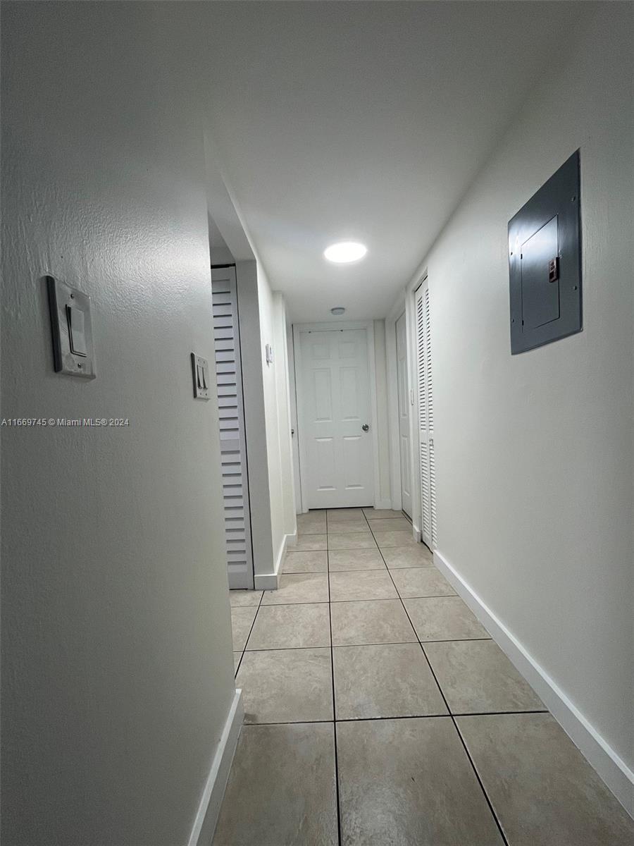 FONTAINEBLEAU GARDENS CON - Residential