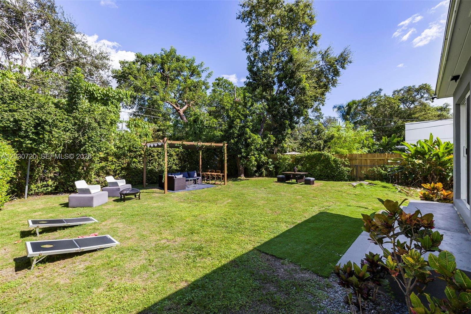 COLUMBIA PARK CORR PL - Residential Lease