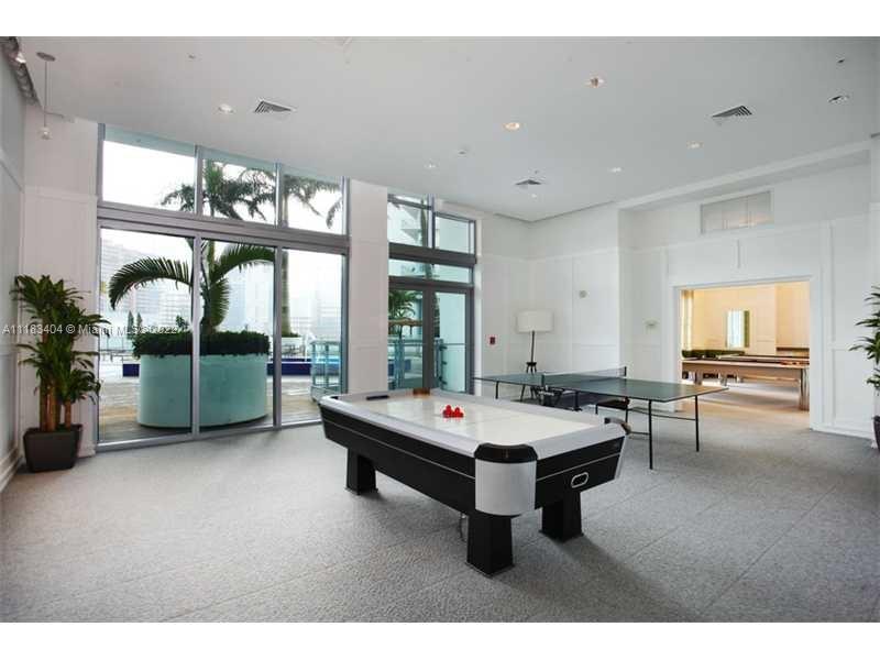 IVY CONDO - Residential Lease