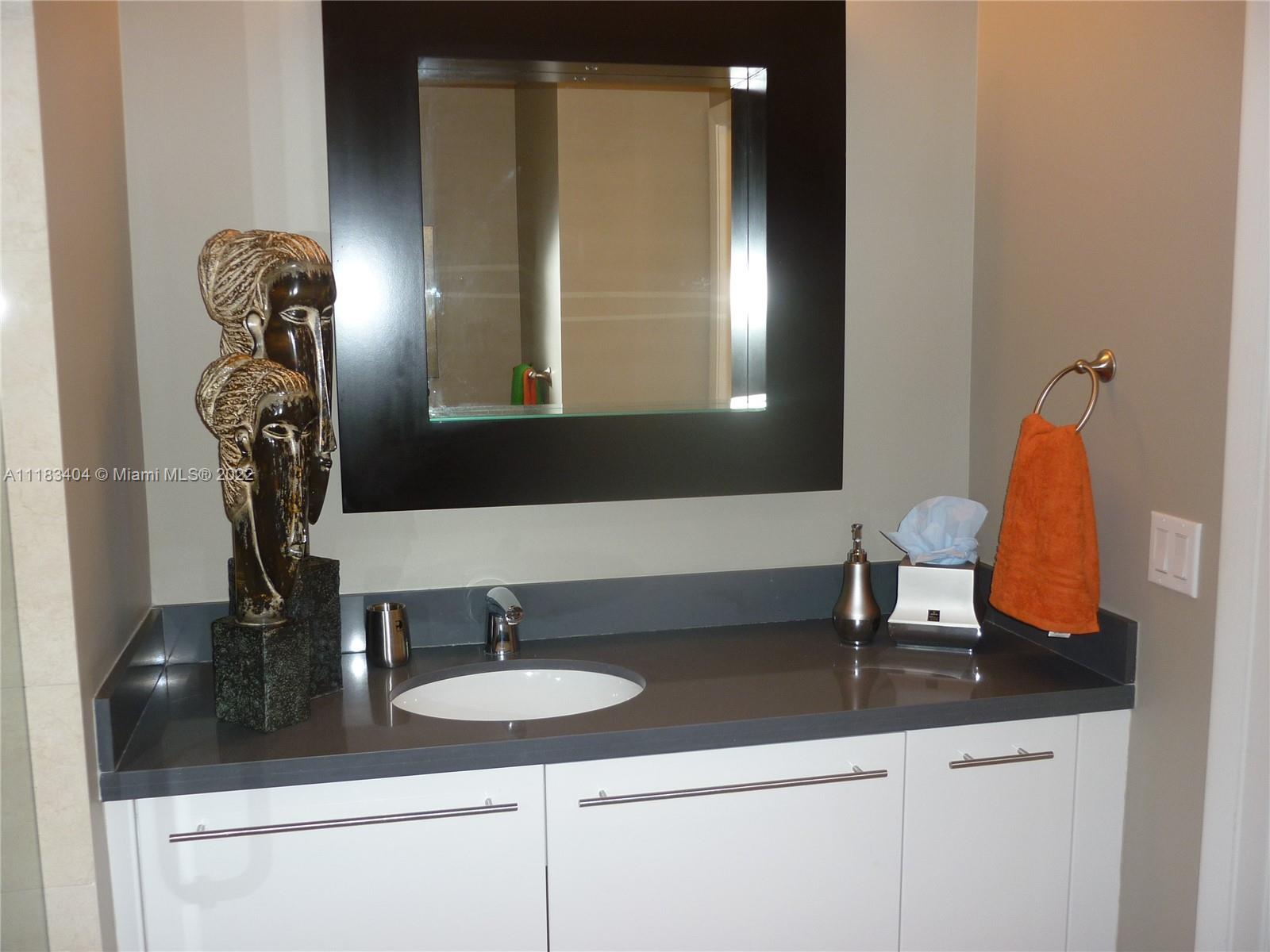 IVY CONDO - Residential Lease