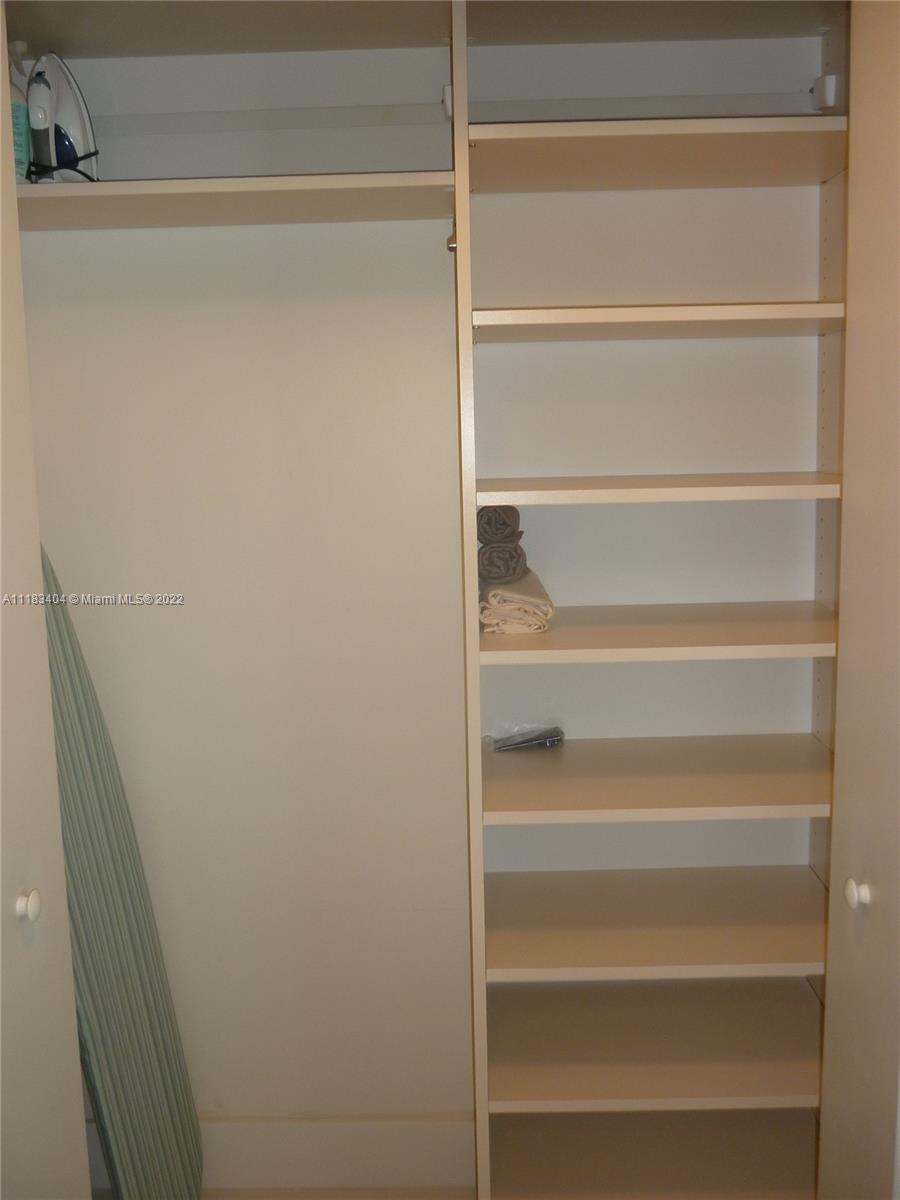 IVY CONDO - Residential Lease