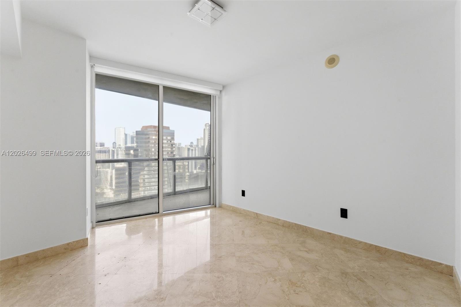 ICONBRICKELL CONDO NO 1 - Residential Lease