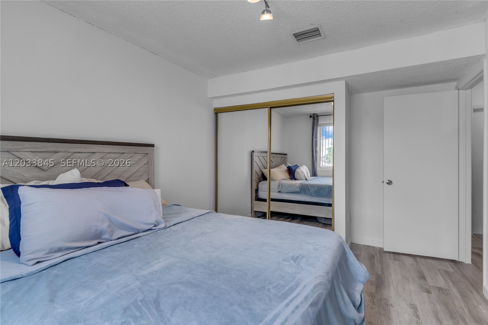 LAKE POINTE SEC 4 - Residential