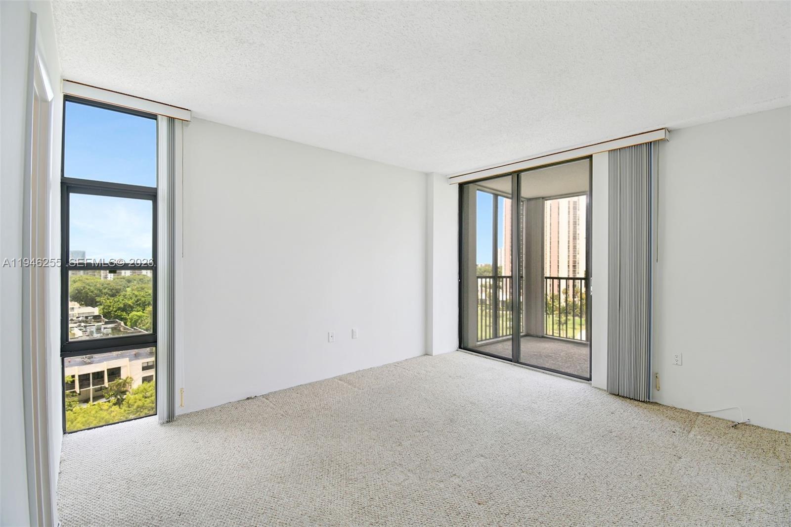 BONAVIDA CONDO - Residential
