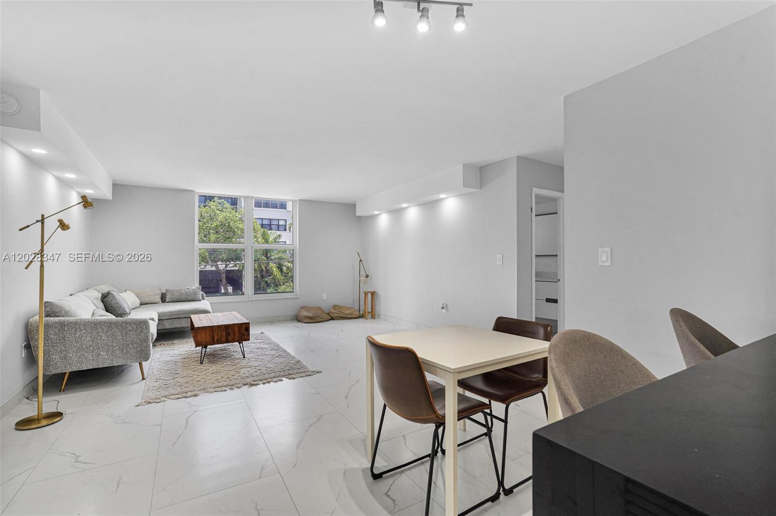 THE ATRIUM CONDO - Land