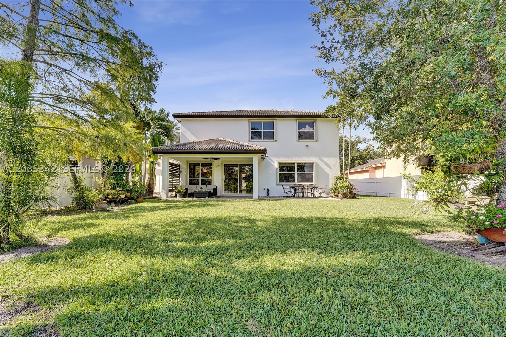 RESERVE AT HUNTINGTON 174 - Residential