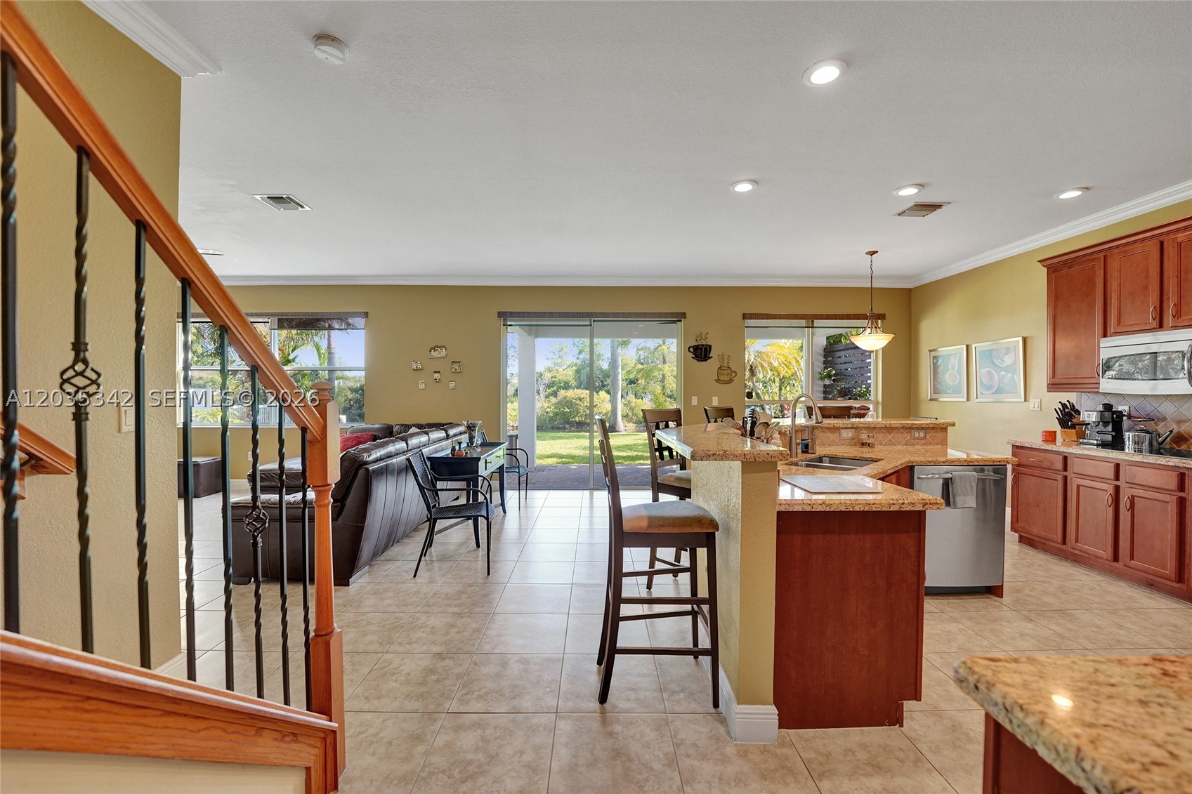 RESERVE AT HUNTINGTON 174 - Residential