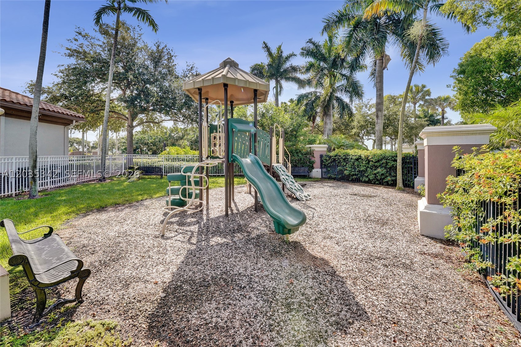 RESERVE AT HUNTINGTON 174 - Residential