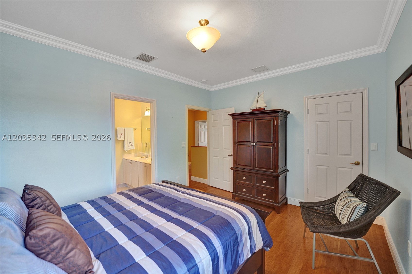 RESERVE AT HUNTINGTON 174 - Residential