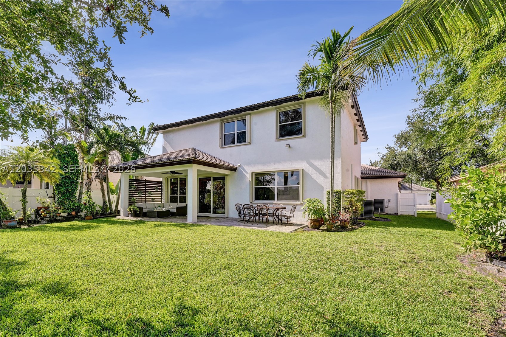 RESERVE AT HUNTINGTON 174 - Residential