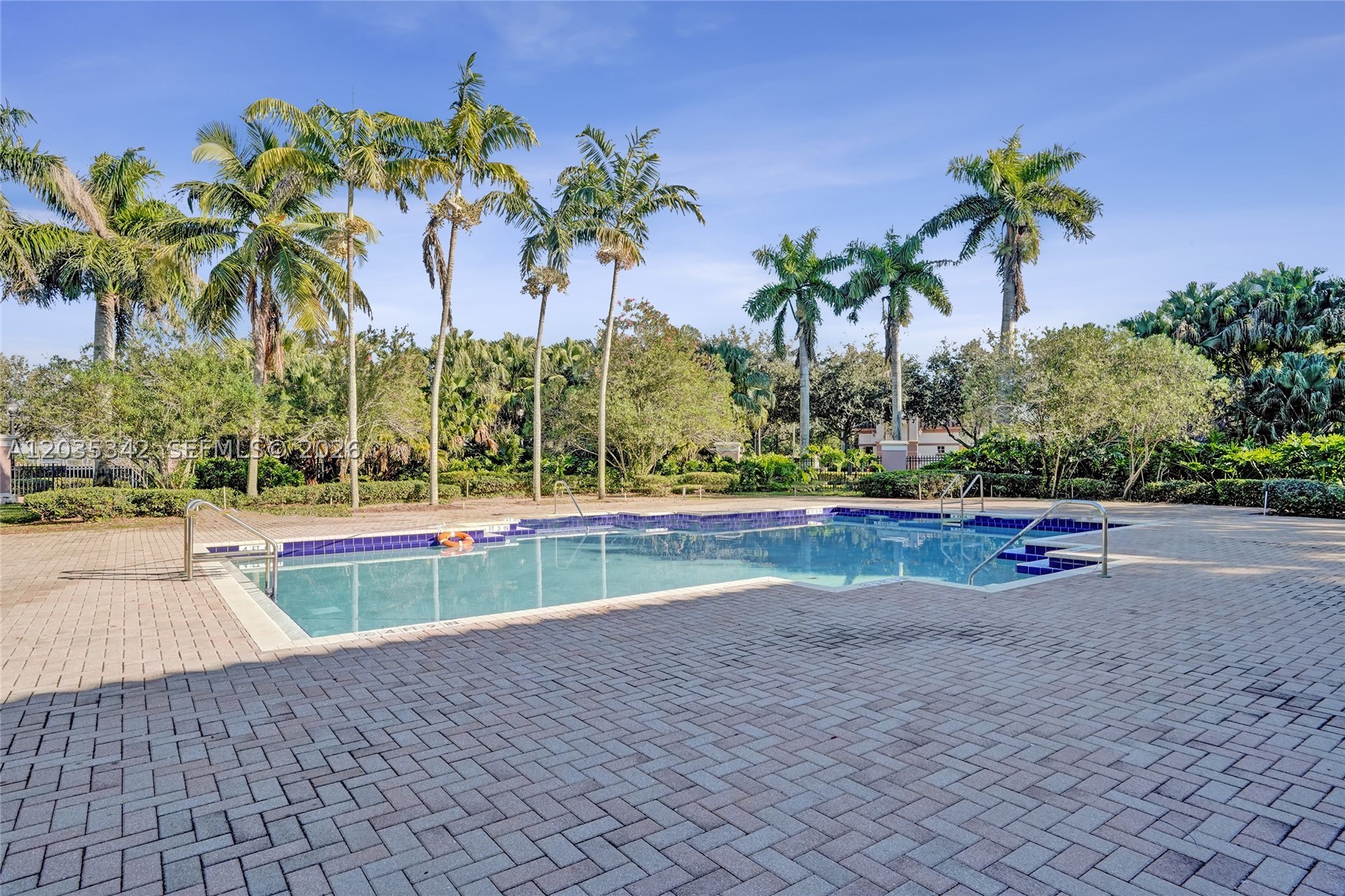 RESERVE AT HUNTINGTON 174 - Residential