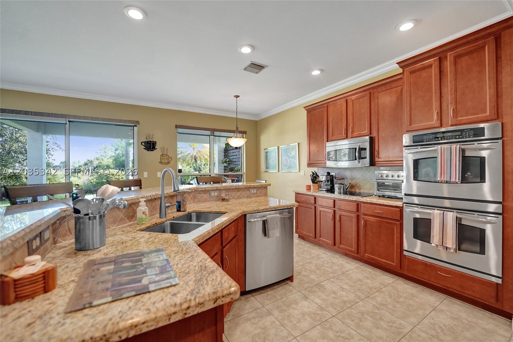 RESERVE AT HUNTINGTON 174 - Residential