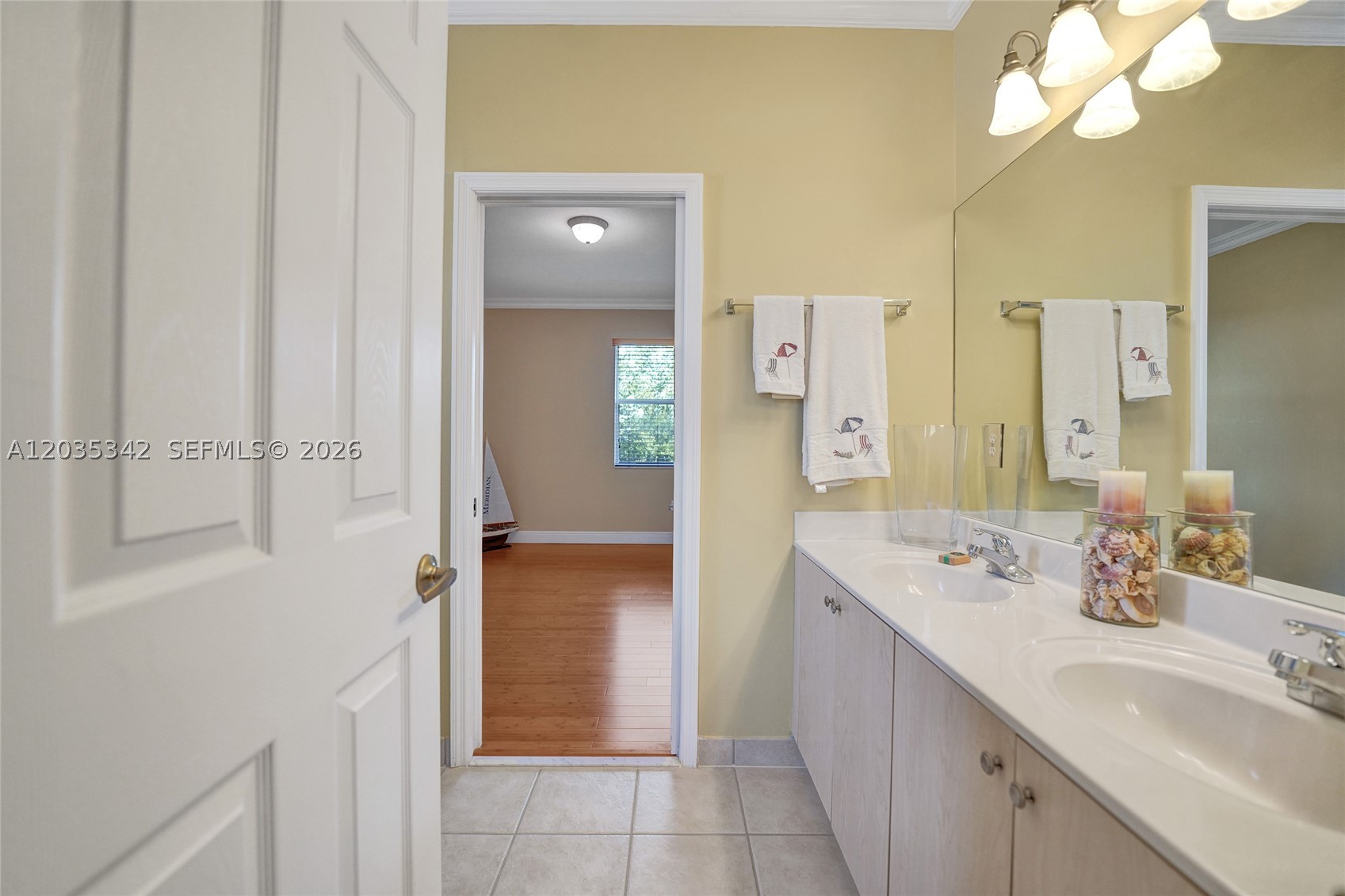 RESERVE AT HUNTINGTON 174 - Residential