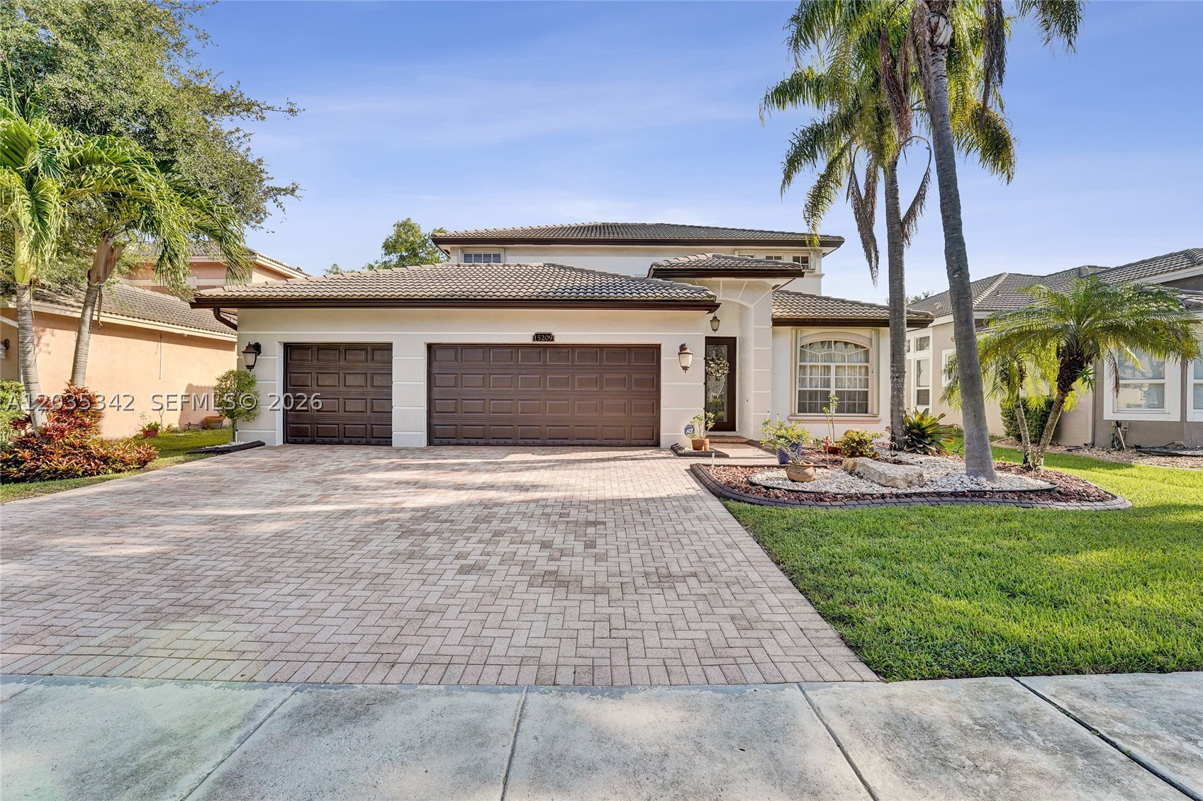 RESERVE AT HUNTINGTON 174 - Residential