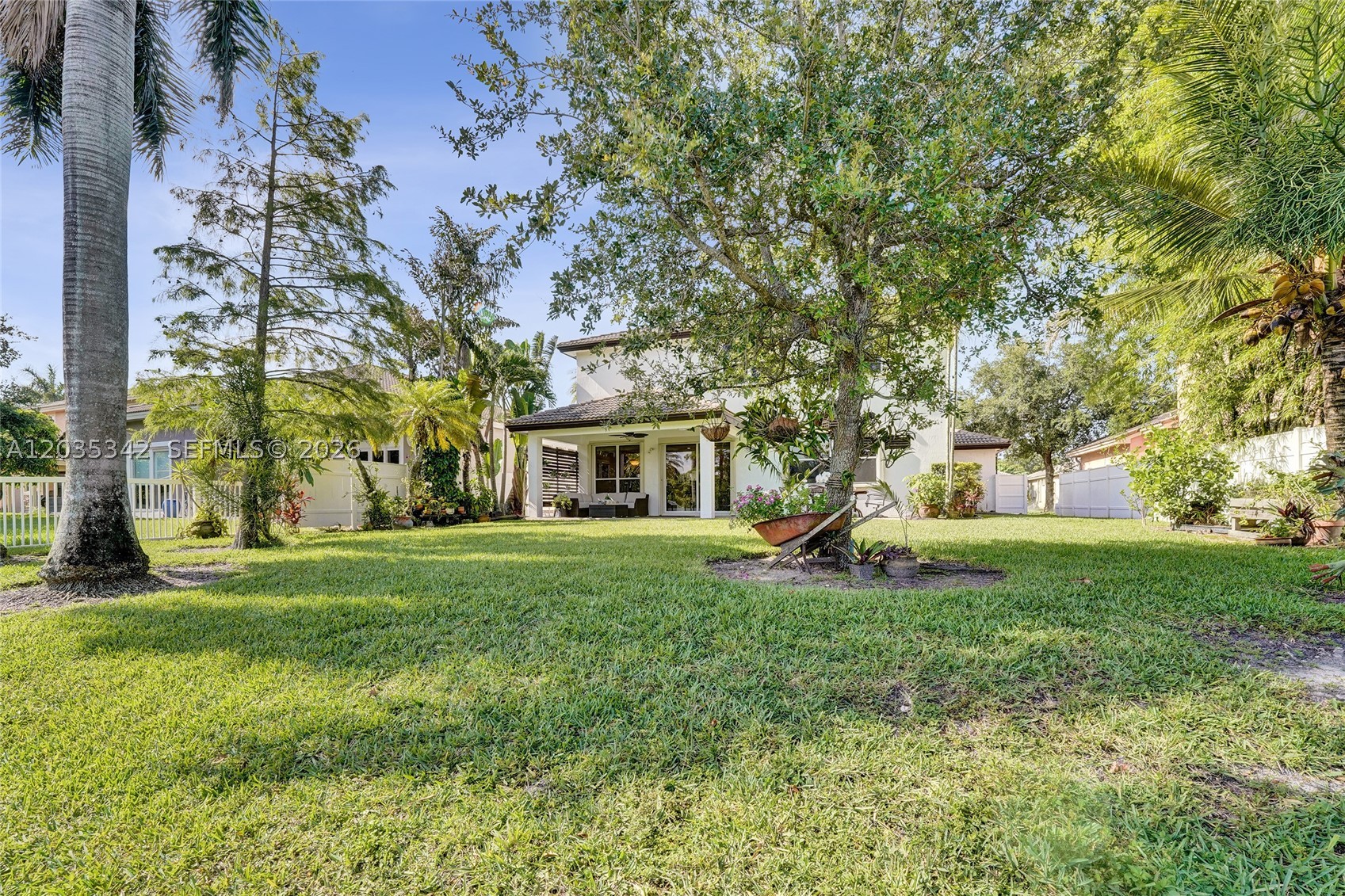 RESERVE AT HUNTINGTON 174 - Residential
