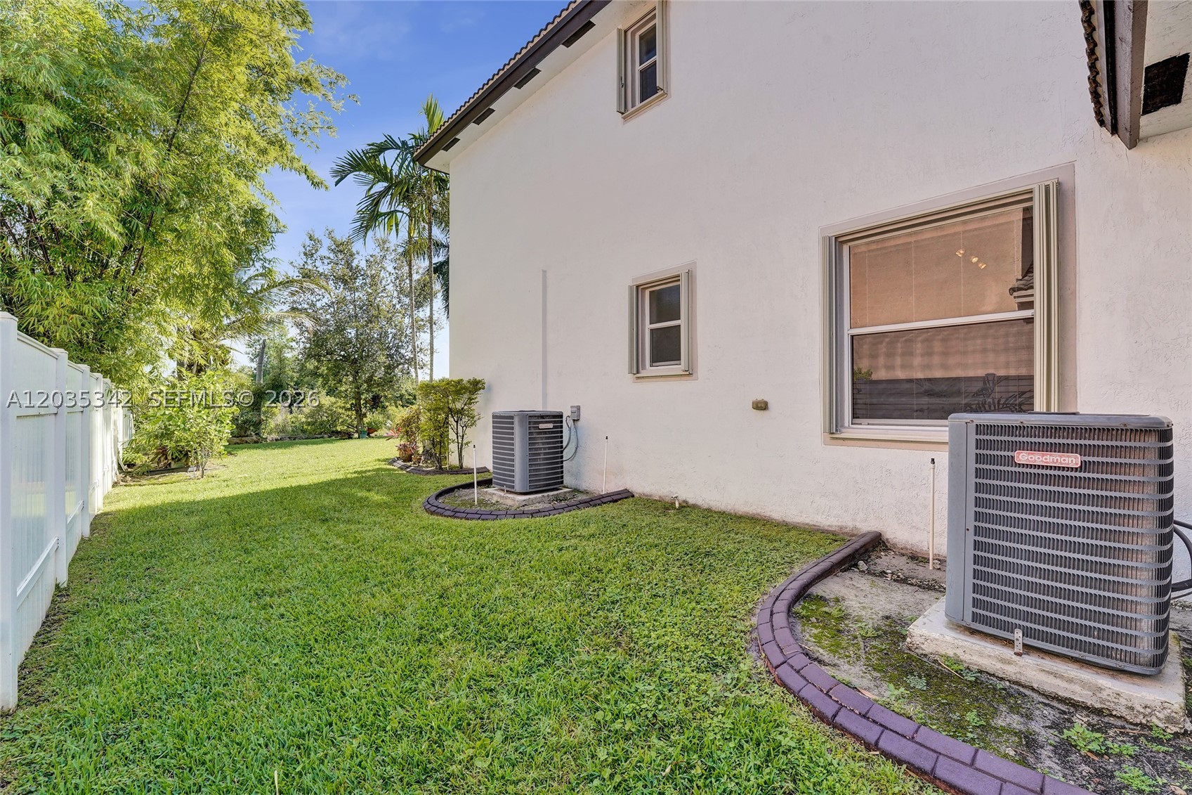 RESERVE AT HUNTINGTON 174 - Residential