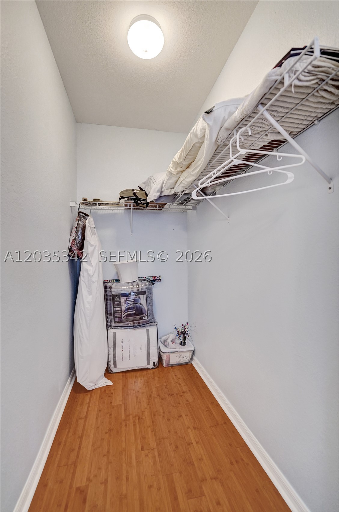 RESERVE AT HUNTINGTON 174 - Residential