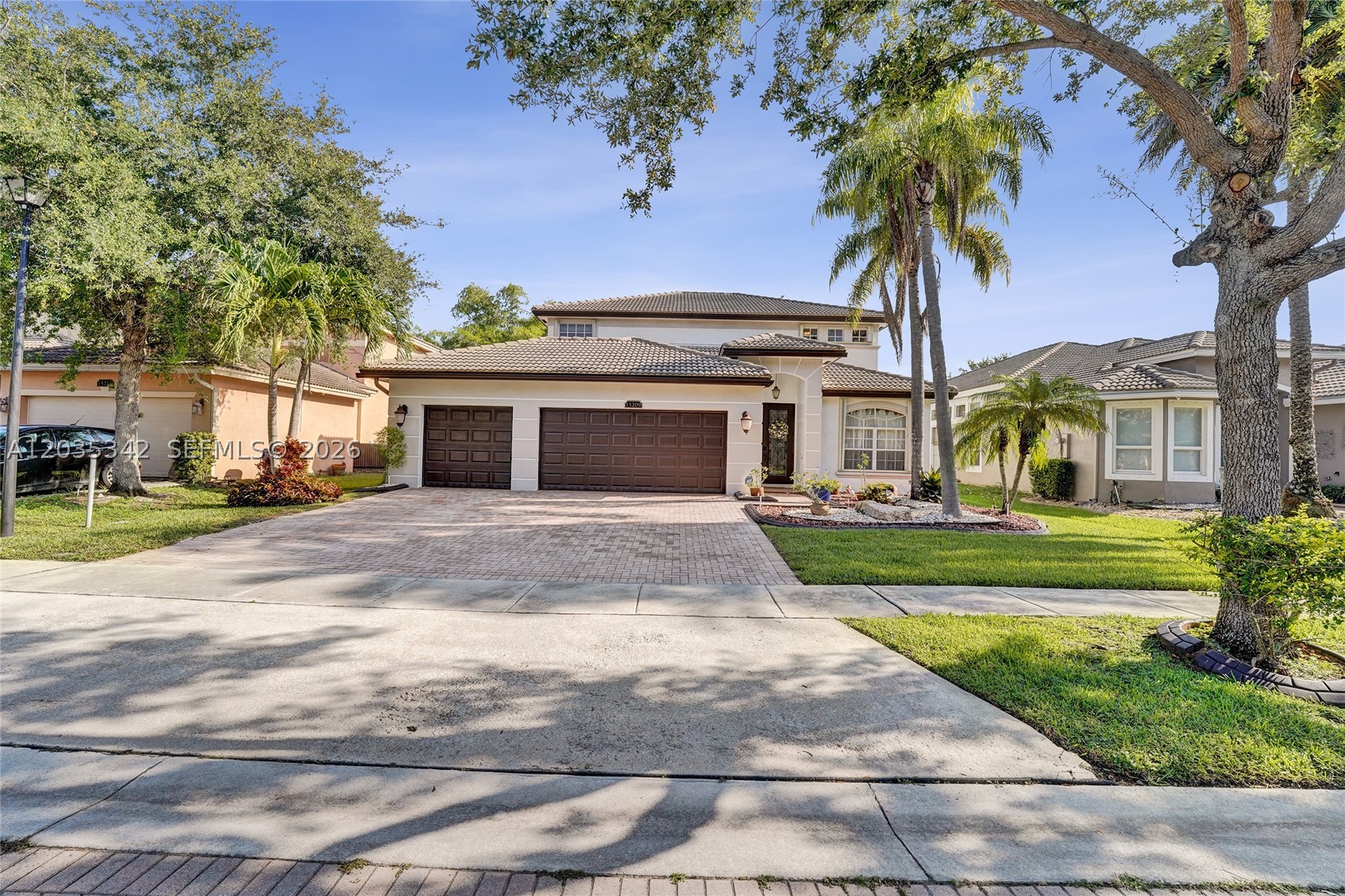 RESERVE AT HUNTINGTON 174 - Residential