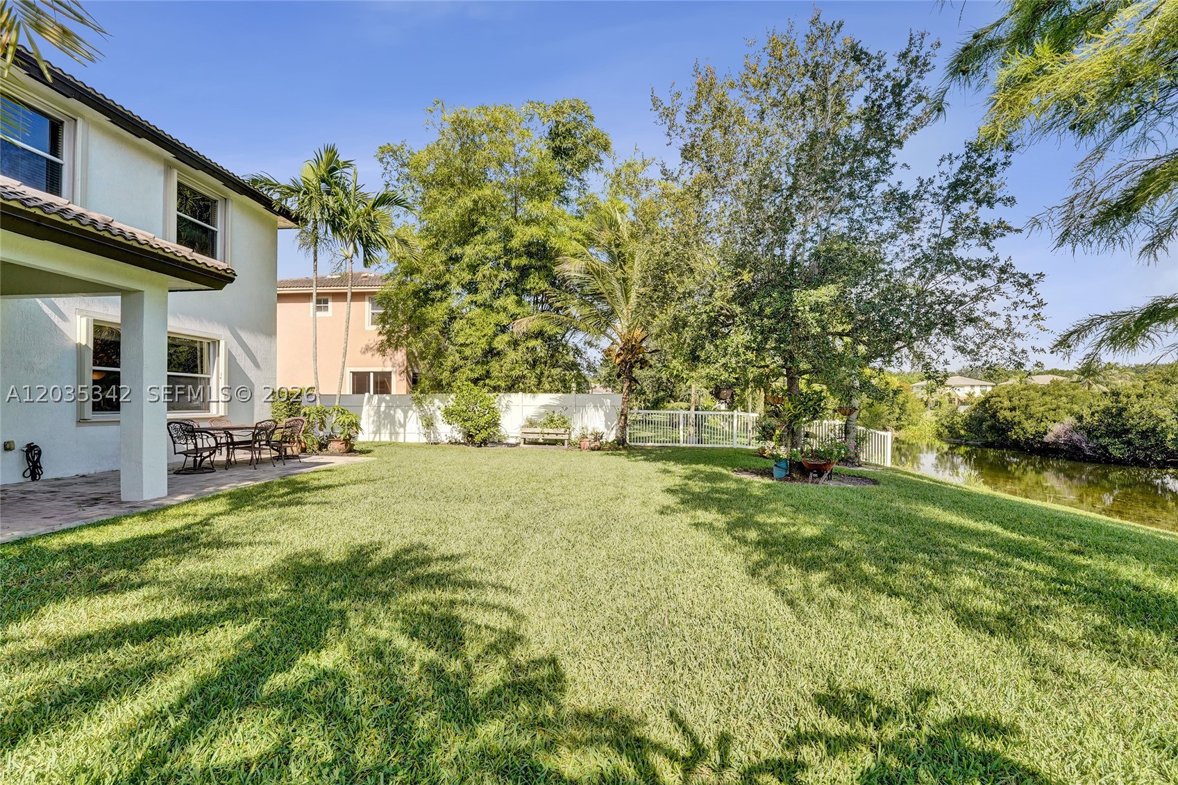 RESERVE AT HUNTINGTON 174 - Residential