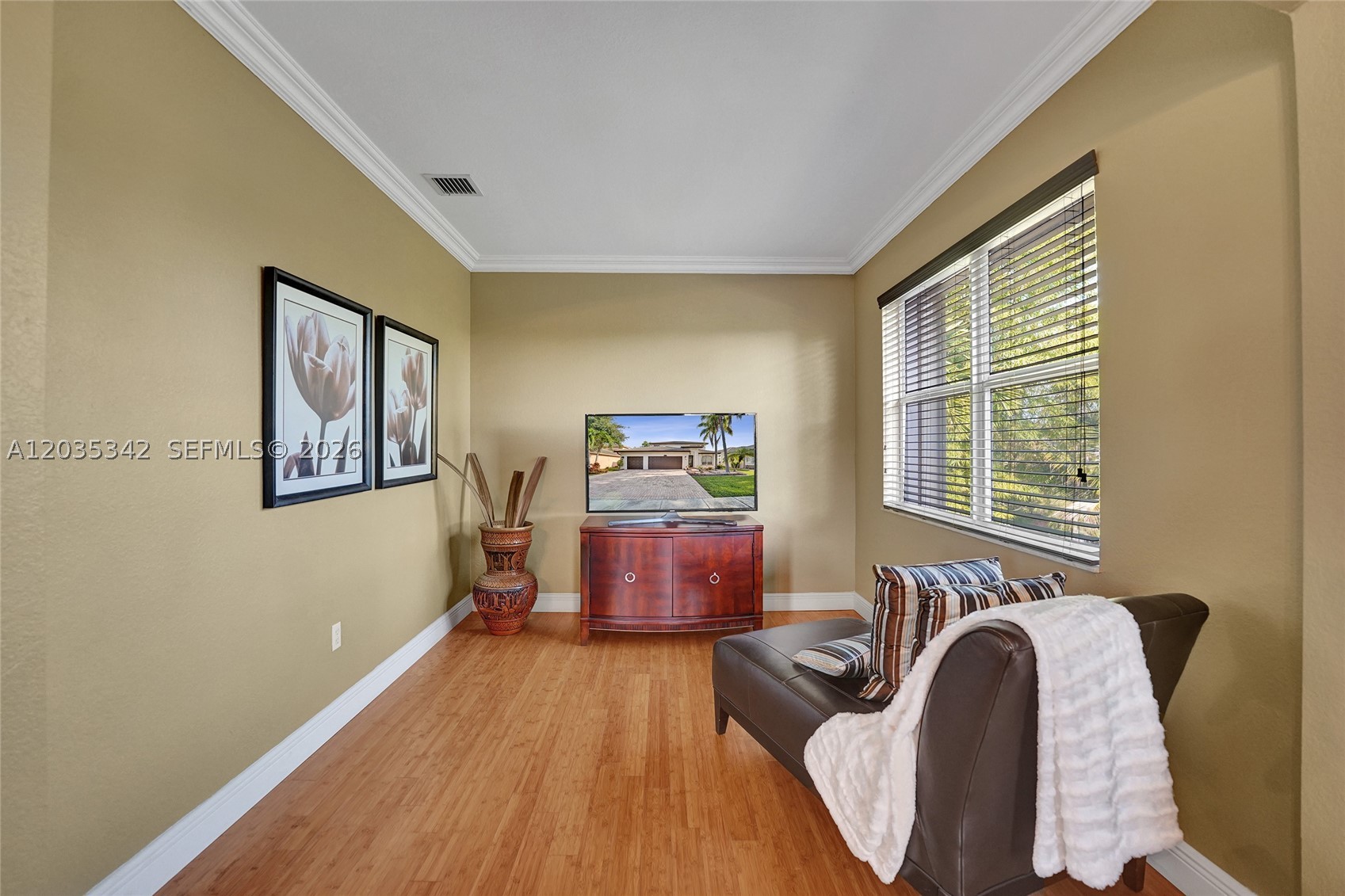 RESERVE AT HUNTINGTON 174 - Residential