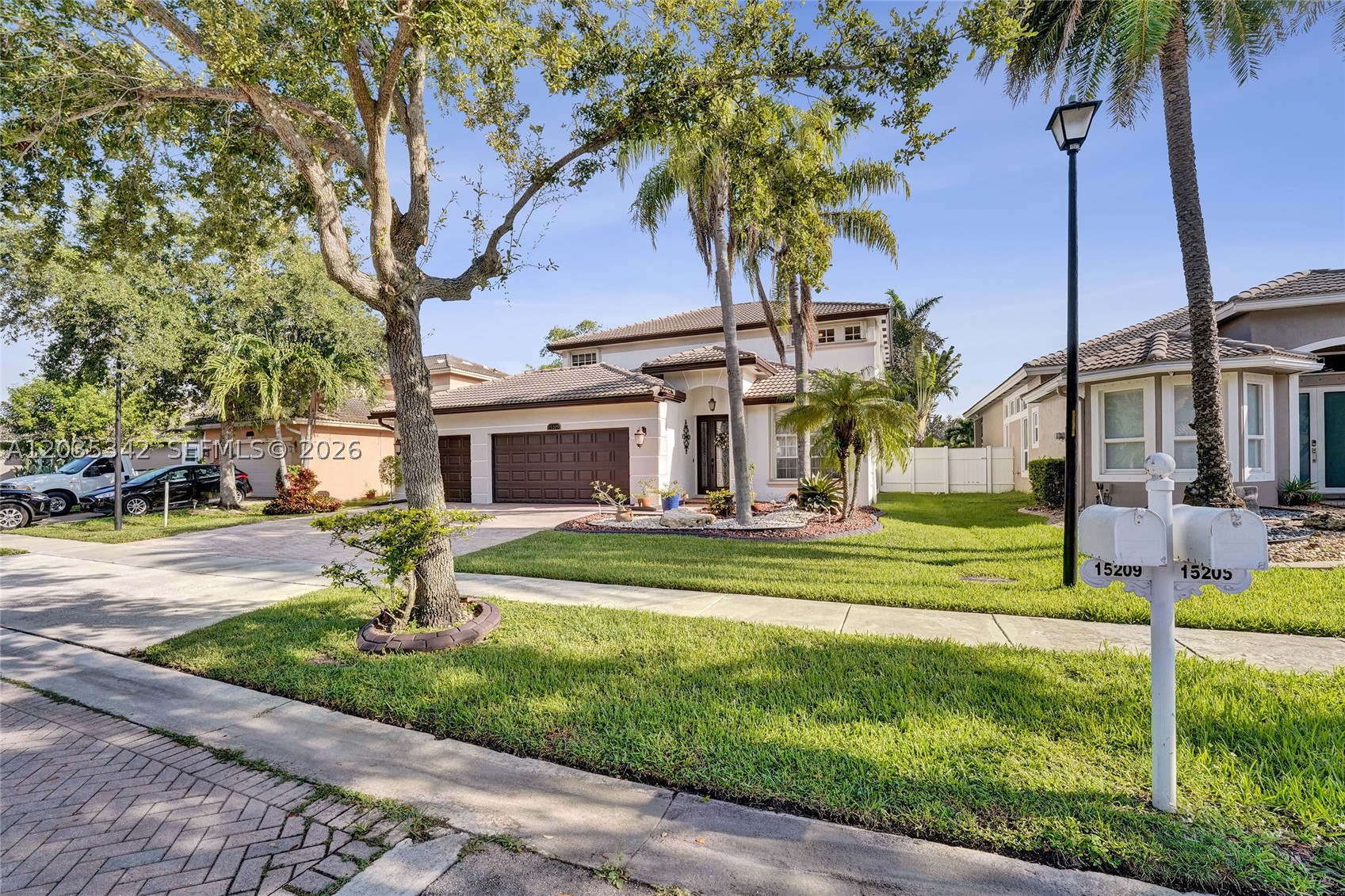 RESERVE AT HUNTINGTON 174 - Residential