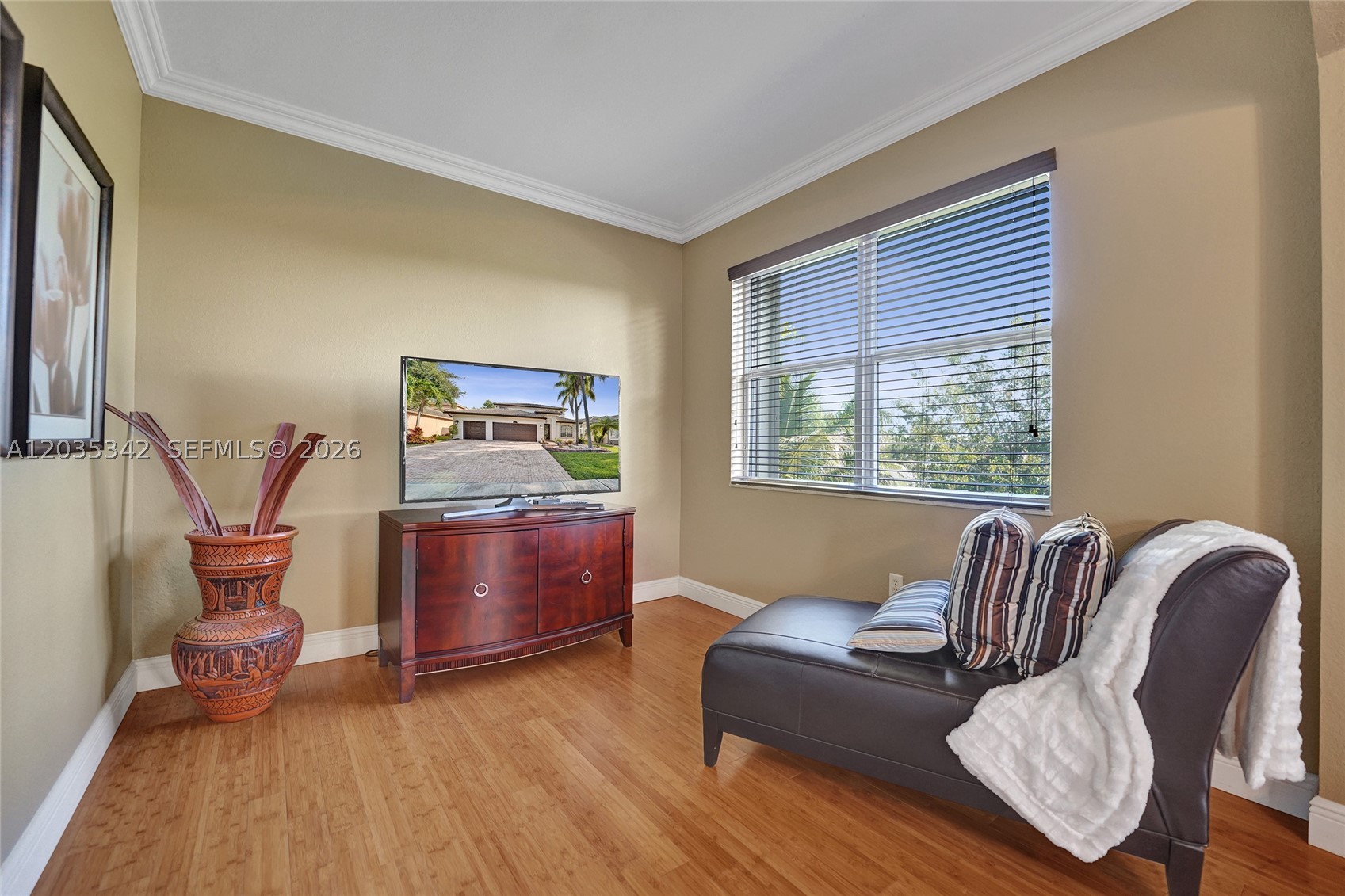 RESERVE AT HUNTINGTON 174 - Residential