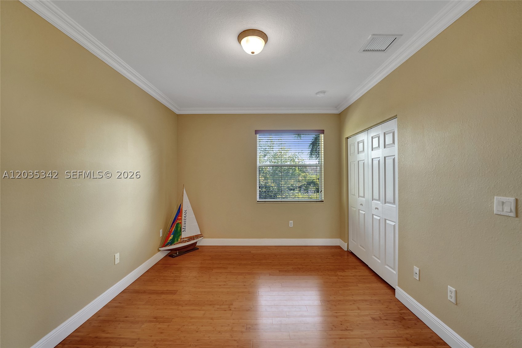 RESERVE AT HUNTINGTON 174 - Residential