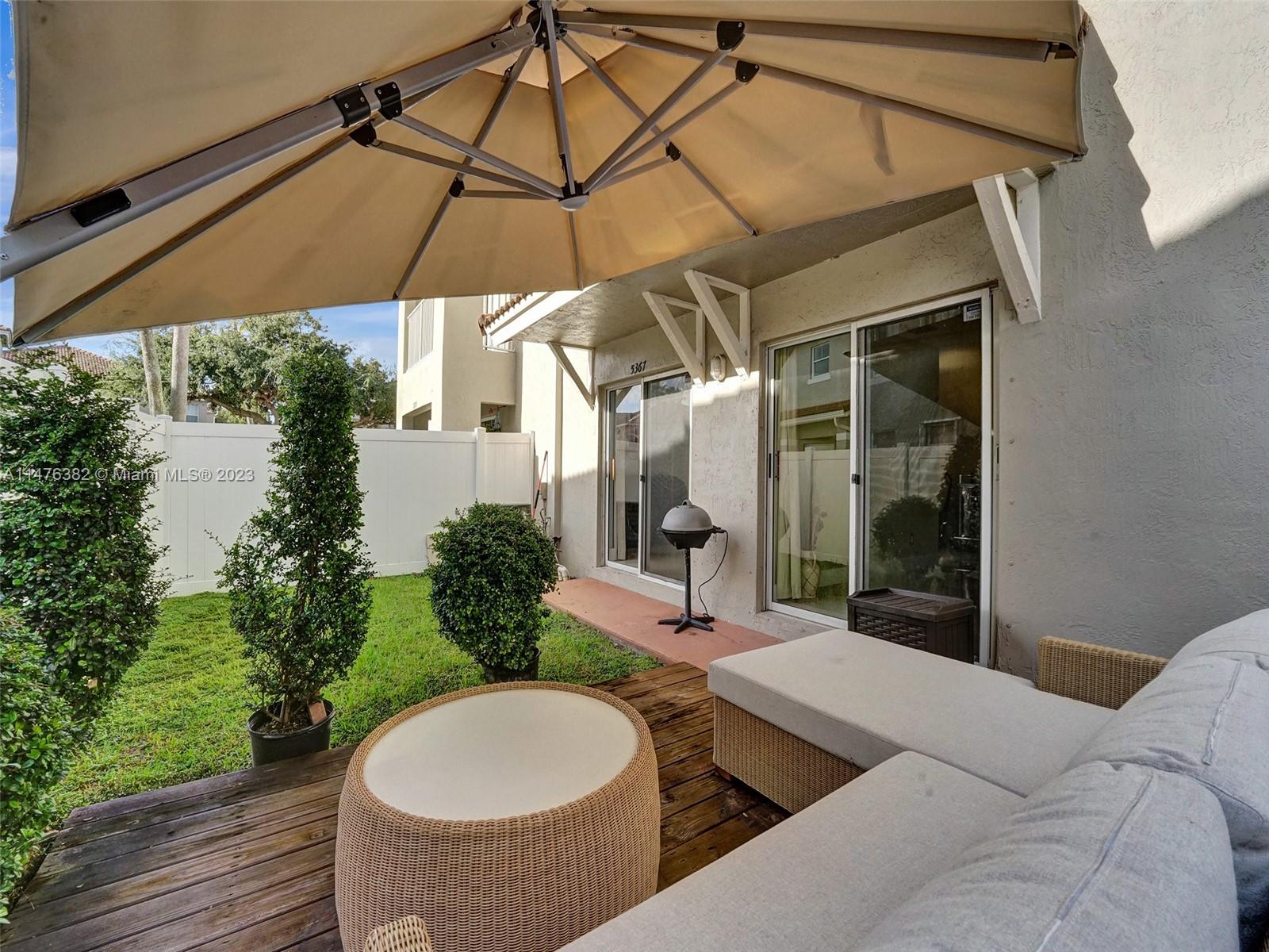 SOMERSET FOUR REPLAT - Residential