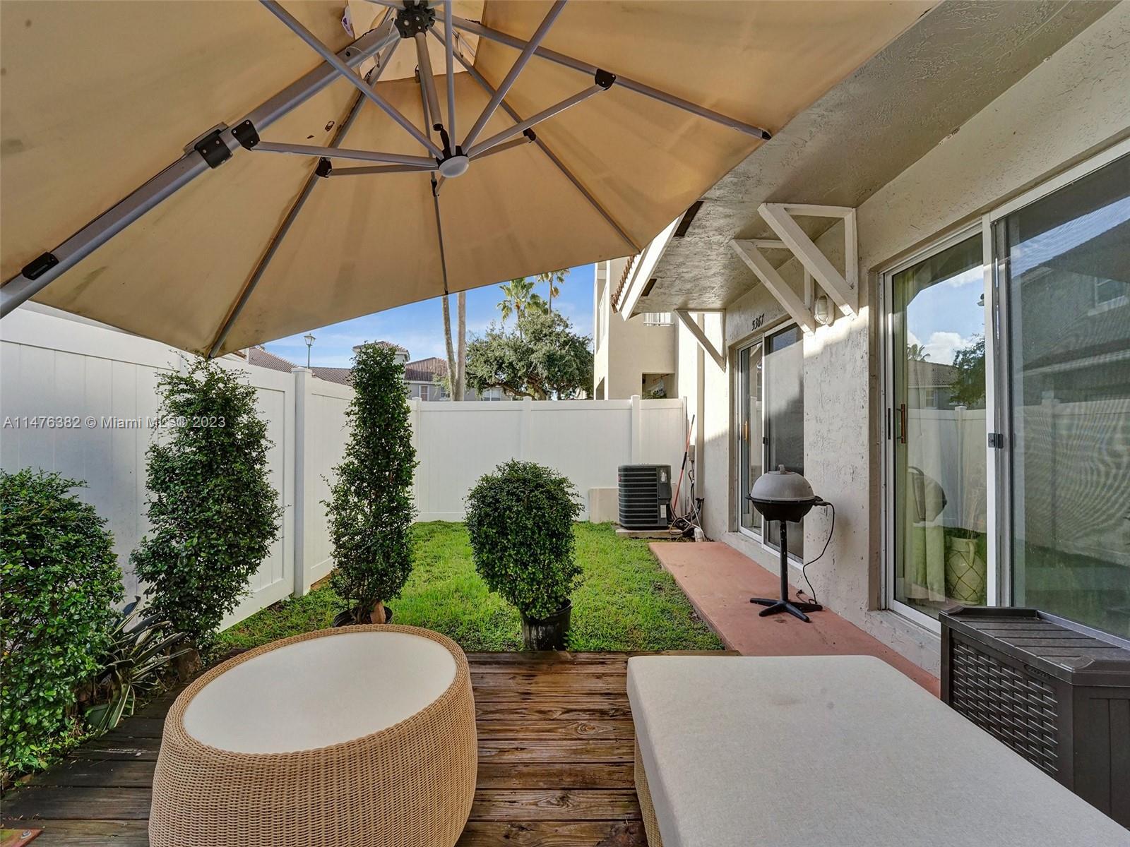 SOMERSET FOUR REPLAT - Residential