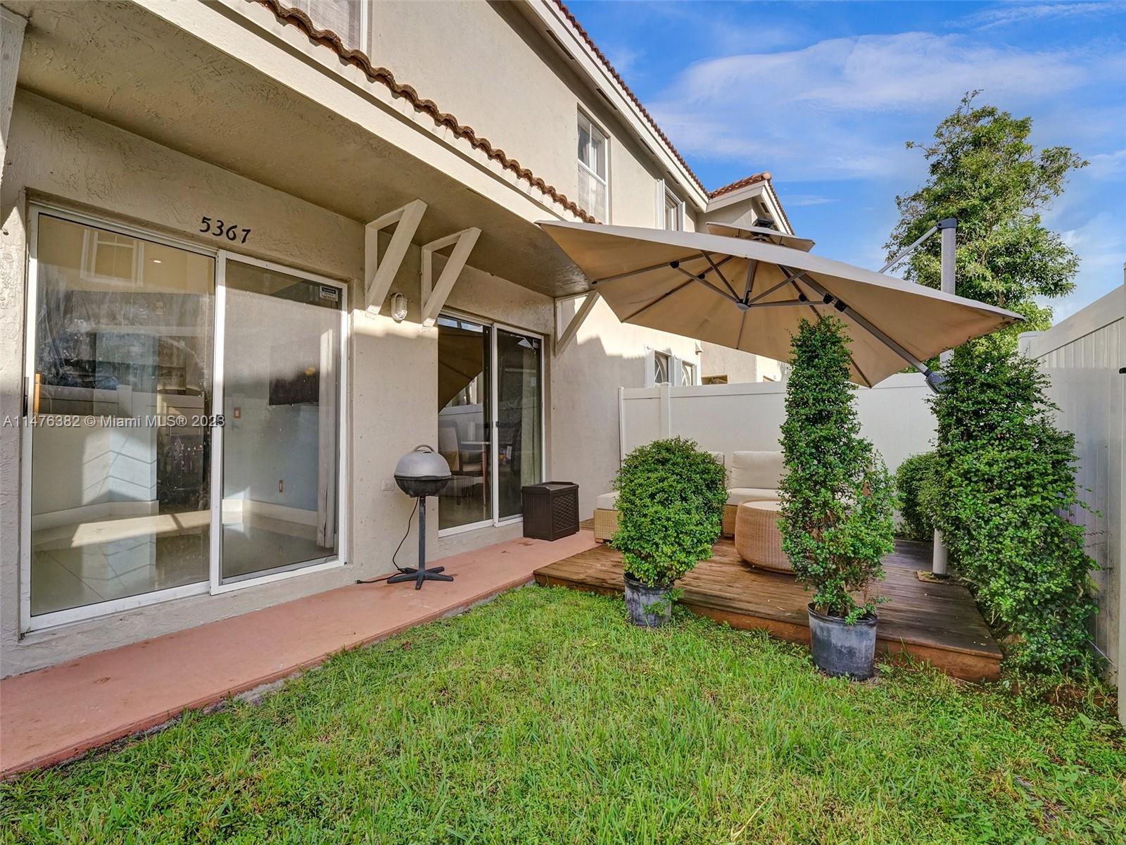 SOMERSET FOUR REPLAT - Residential