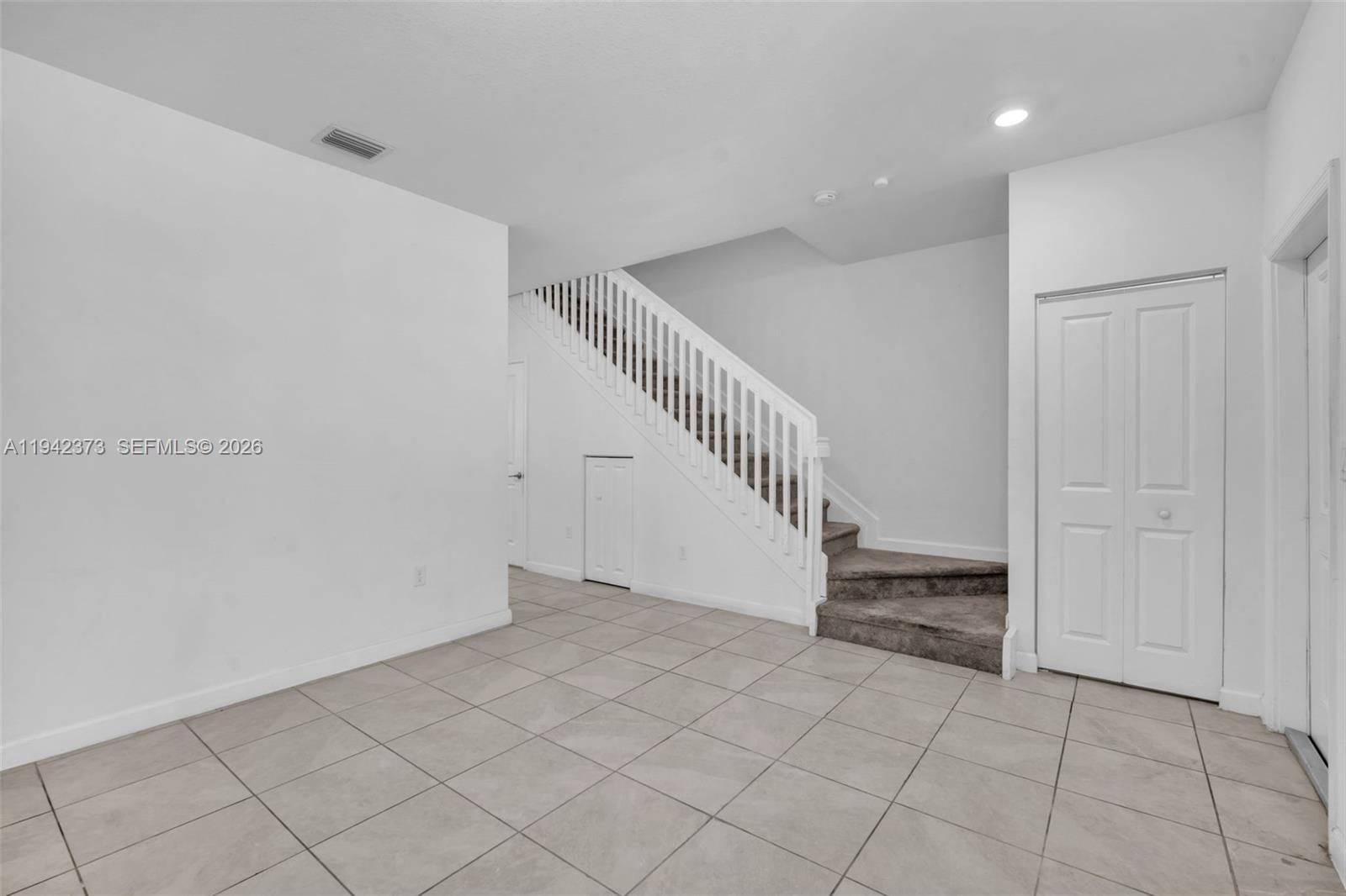 SILVER PALM RESIDENTIAL H - Residential