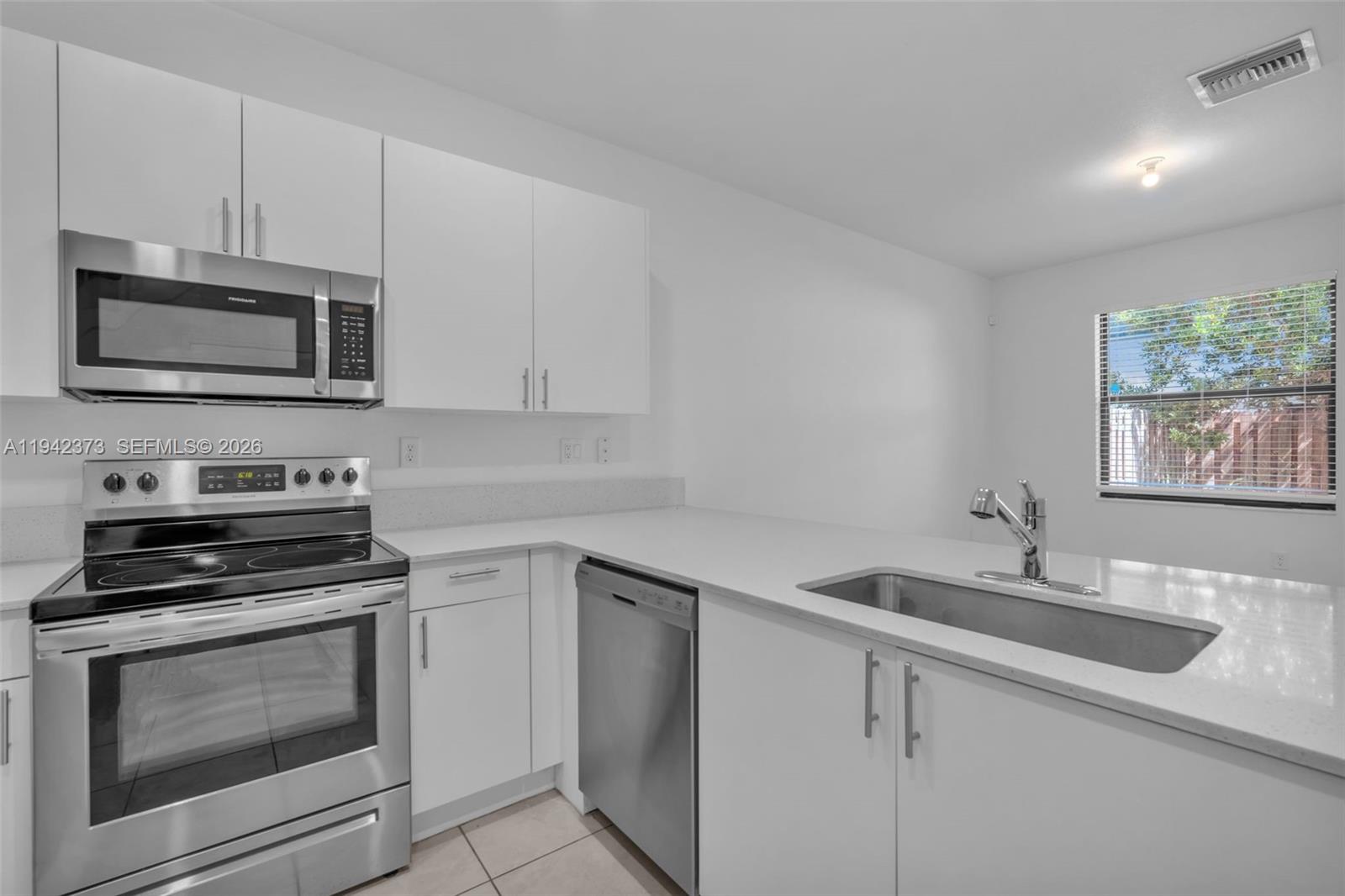 SILVER PALM RESIDENTIAL H - Residential