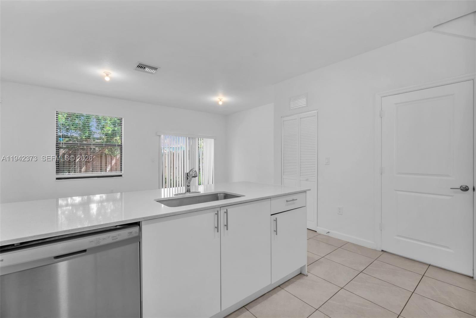 SILVER PALM RESIDENTIAL H - Residential