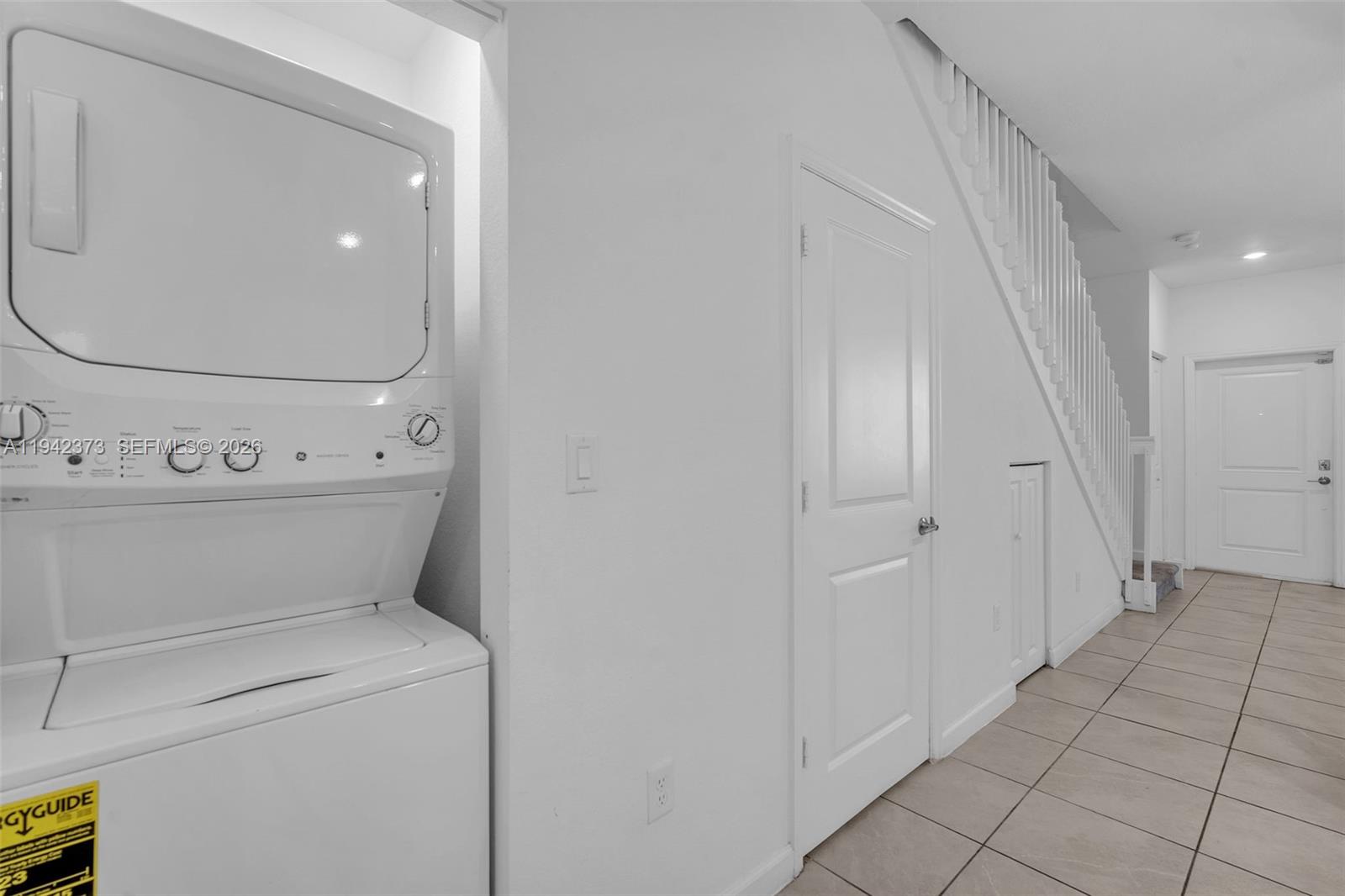SILVER PALM RESIDENTIAL H - Residential