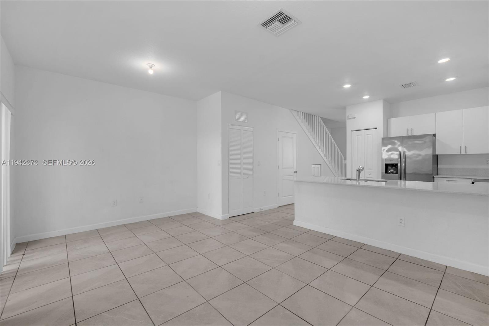 SILVER PALM RESIDENTIAL H - Residential