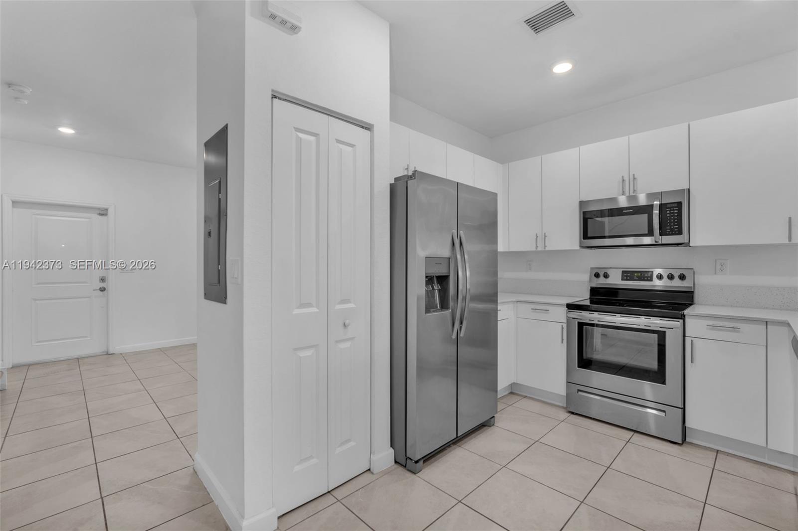 SILVER PALM RESIDENTIAL H - Residential