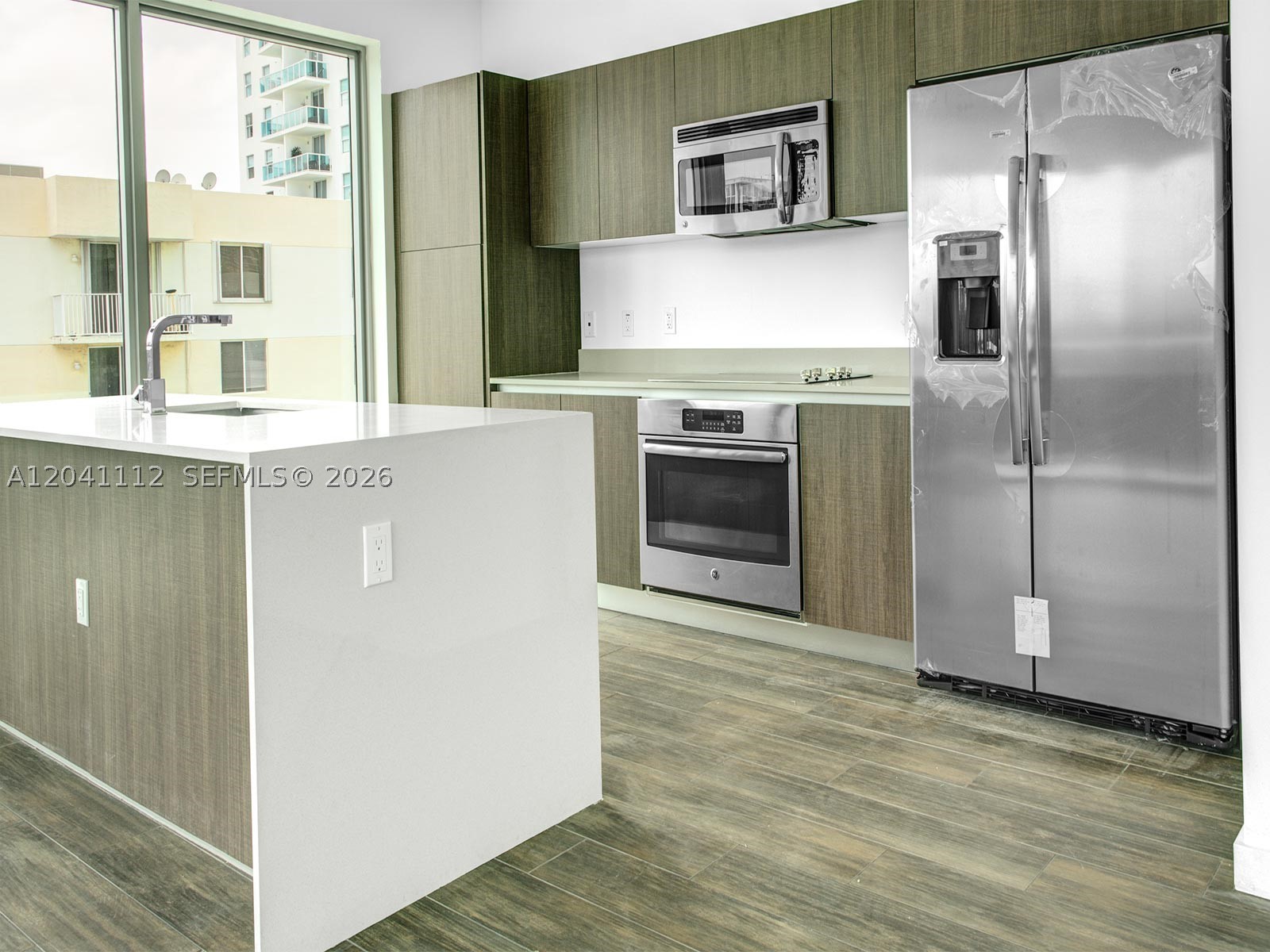 LE PARC AT BRICKELL CONDO - Residential Lease