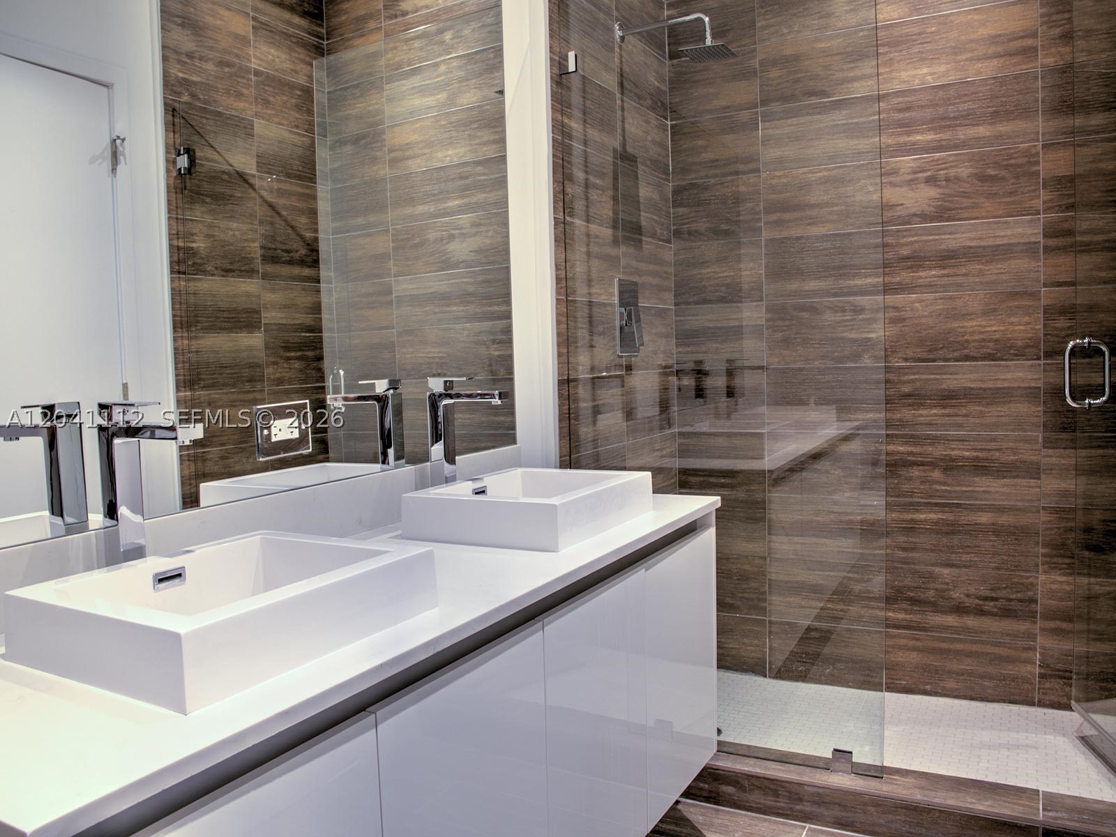 LE PARC AT BRICKELL CONDO - Residential Lease