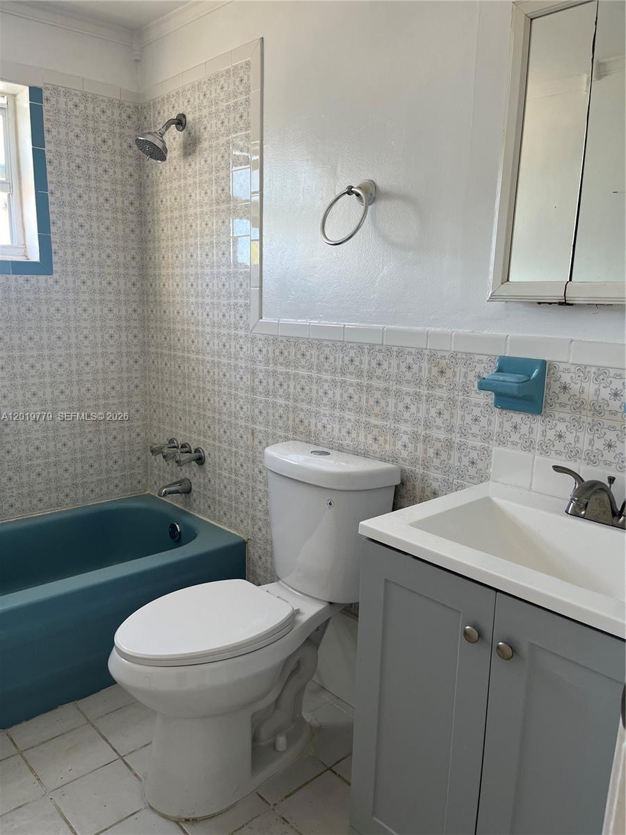 Great opportunity in North Miami Beach! Ideally located just minutes from Sunny Isles Beaches and Aventura Mall. This semi-remodeled unit offers improvements already started with plenty potential to finish to your own taste. Spacious and functional layout 2 bedroom, 2 bathroom, perfect for end-buyers or investors. Prime location with strong upside potential.