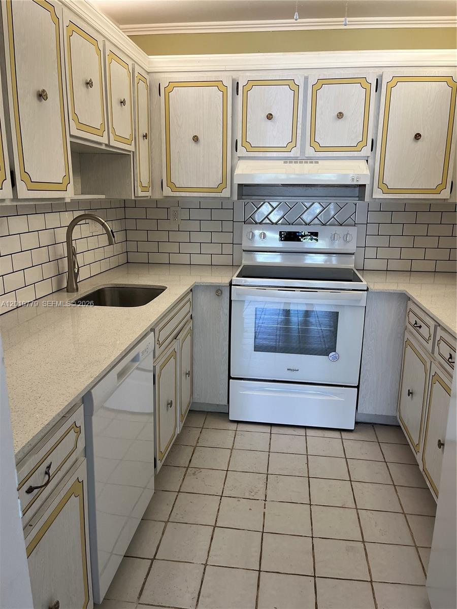 FLORENCE CONDO - Residential