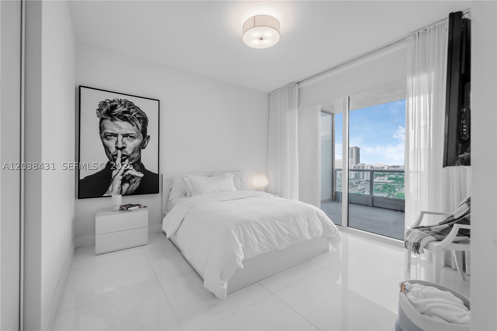 900 BISCAYNE BAY CONDO - Residential