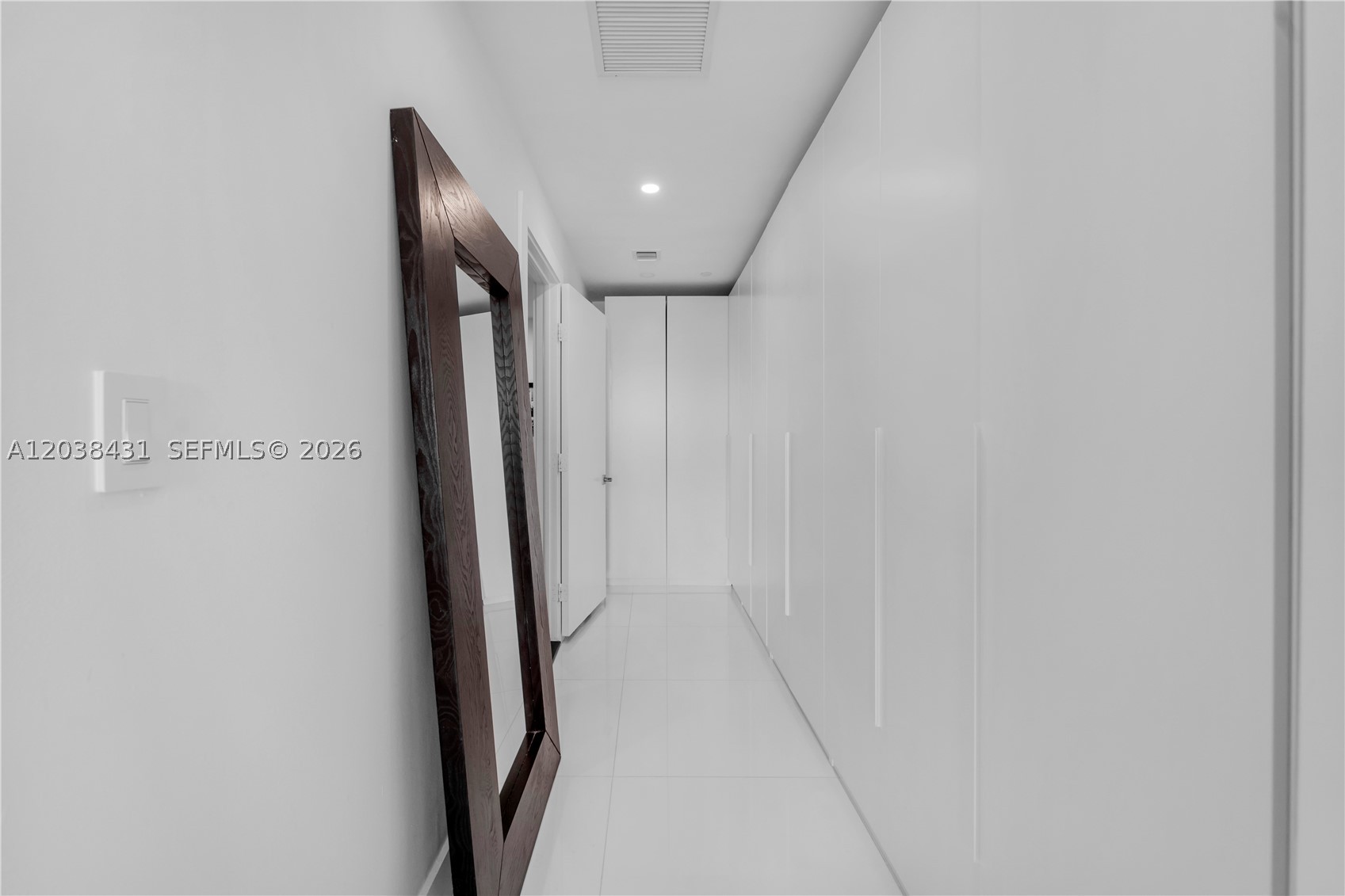 900 BISCAYNE BAY CONDO - Residential