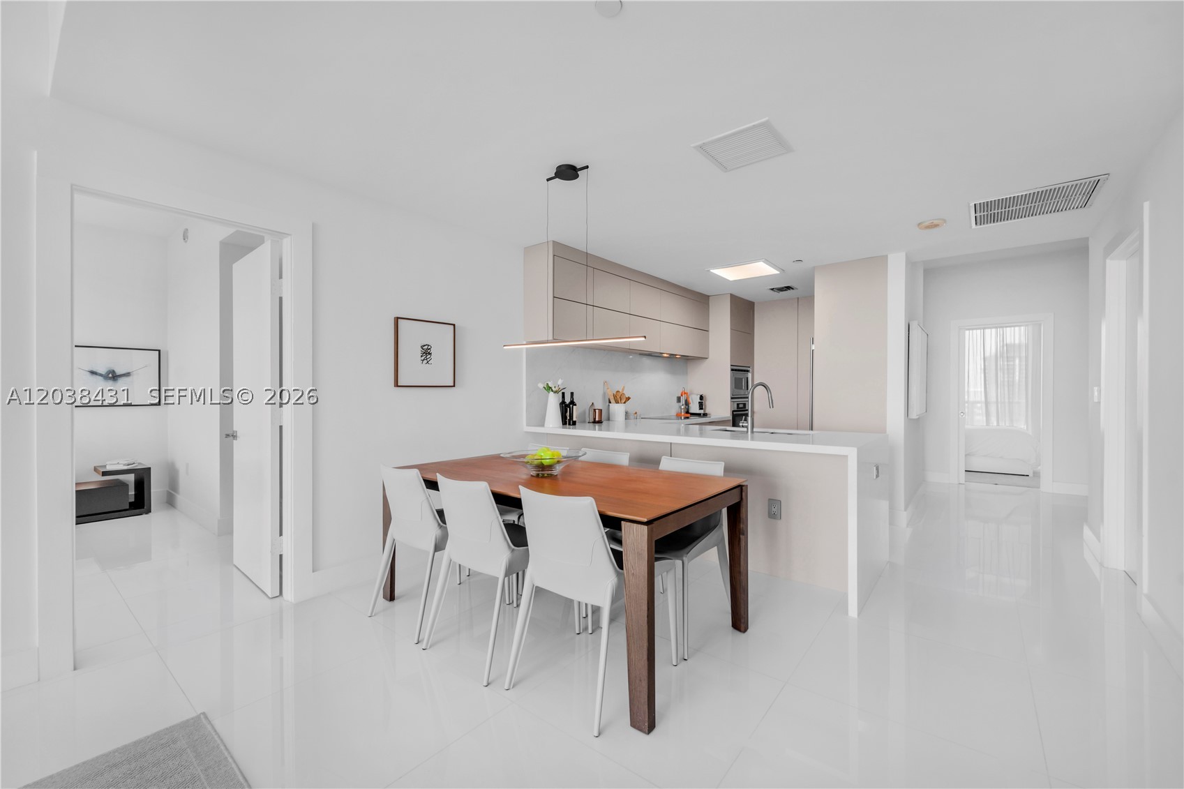 900 BISCAYNE BAY CONDO - Residential