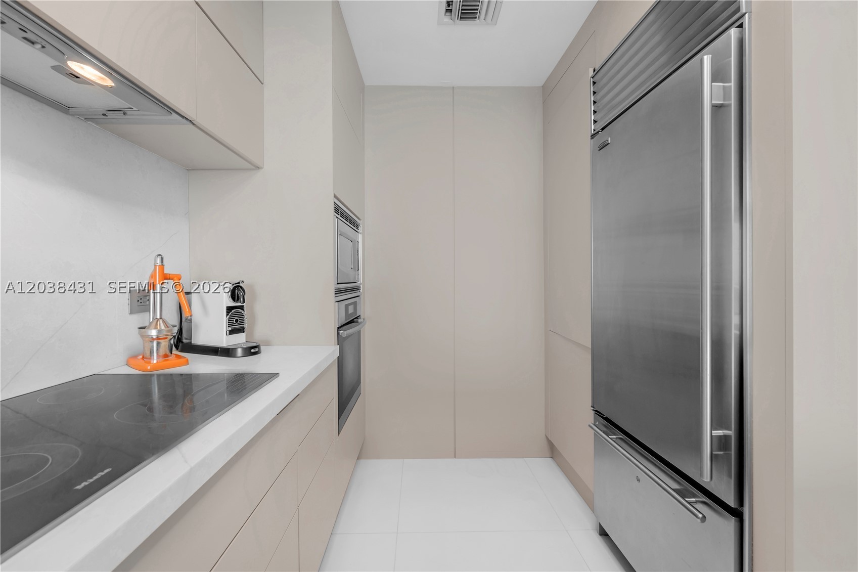 900 BISCAYNE BAY CONDO - Residential