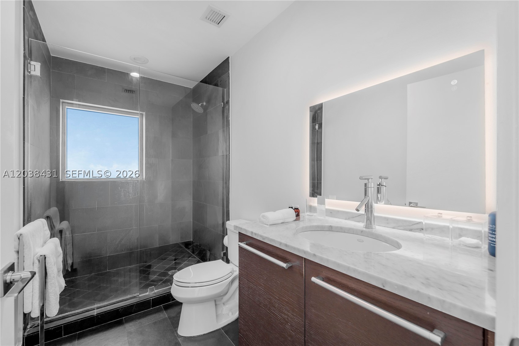 900 BISCAYNE BAY CONDO - Residential