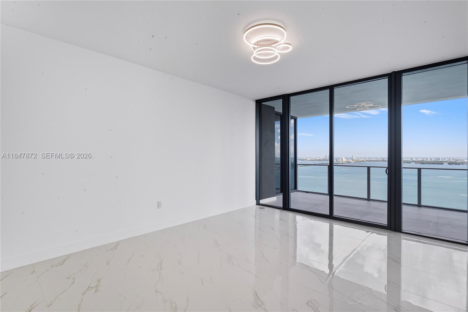 ARIA RESERVE - Residential